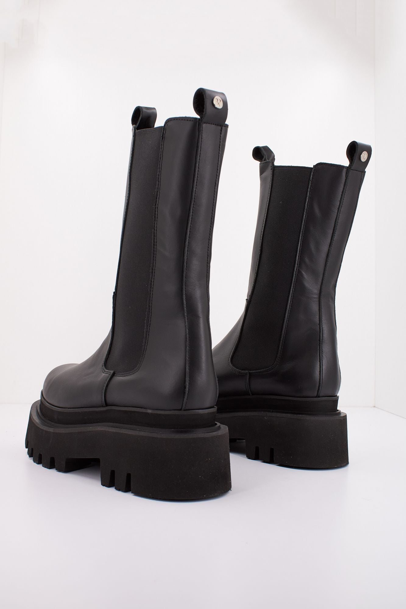 YELLOW  CLEVELAND en color NEGRO (3)