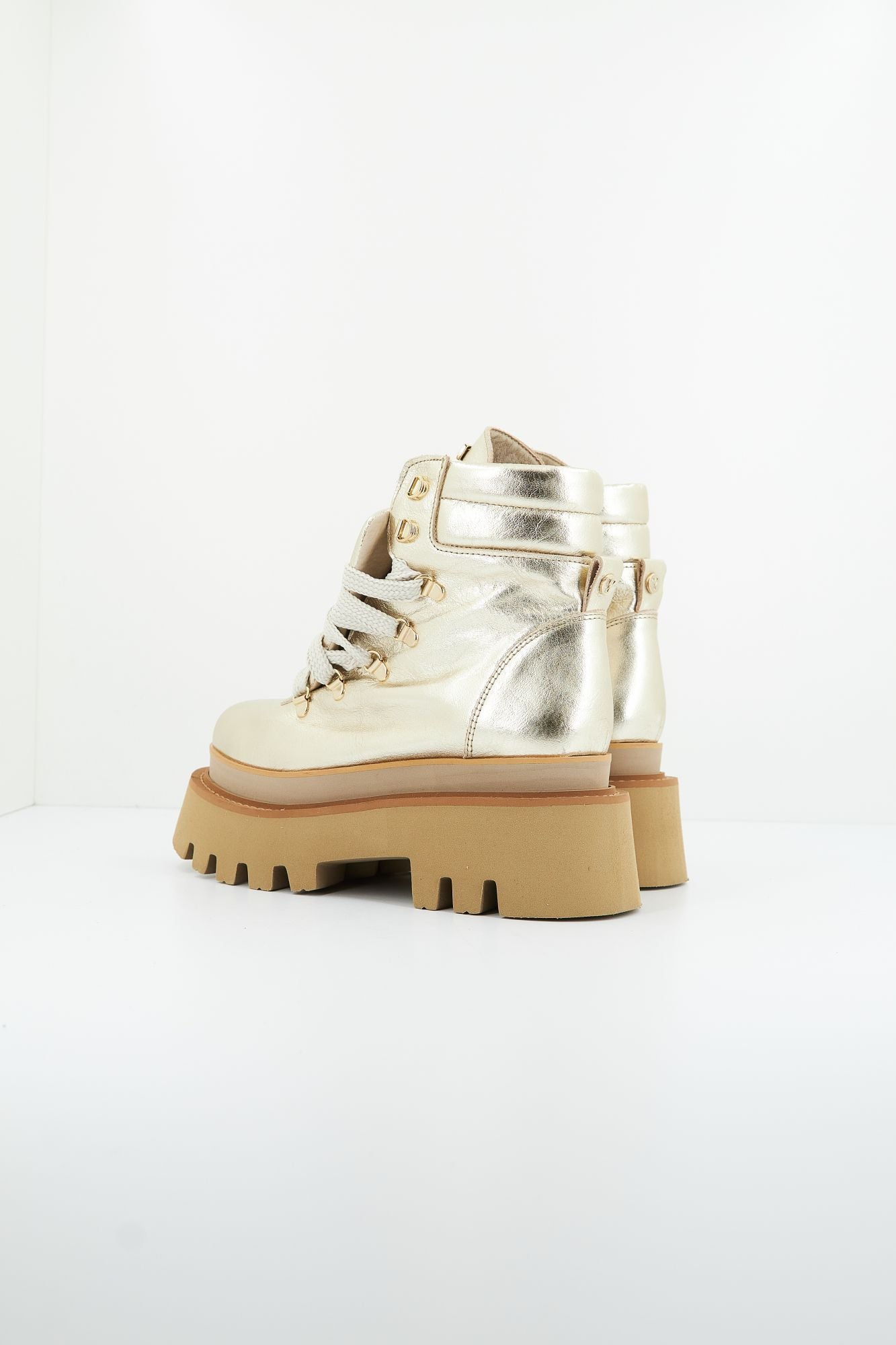 YELLOW JOHN en color ORO (3)