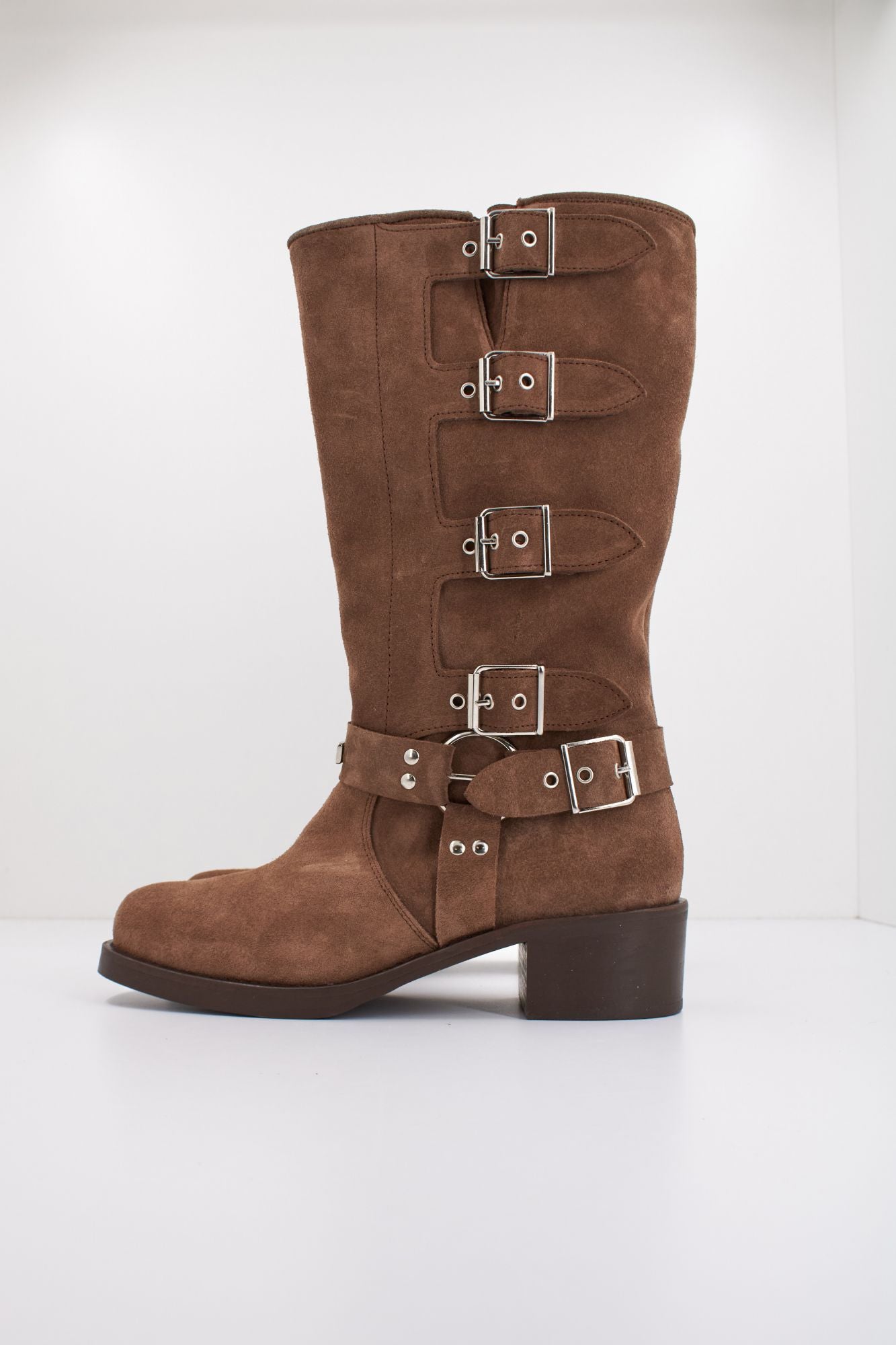 YELLOW LOLA en color MARRON (1)