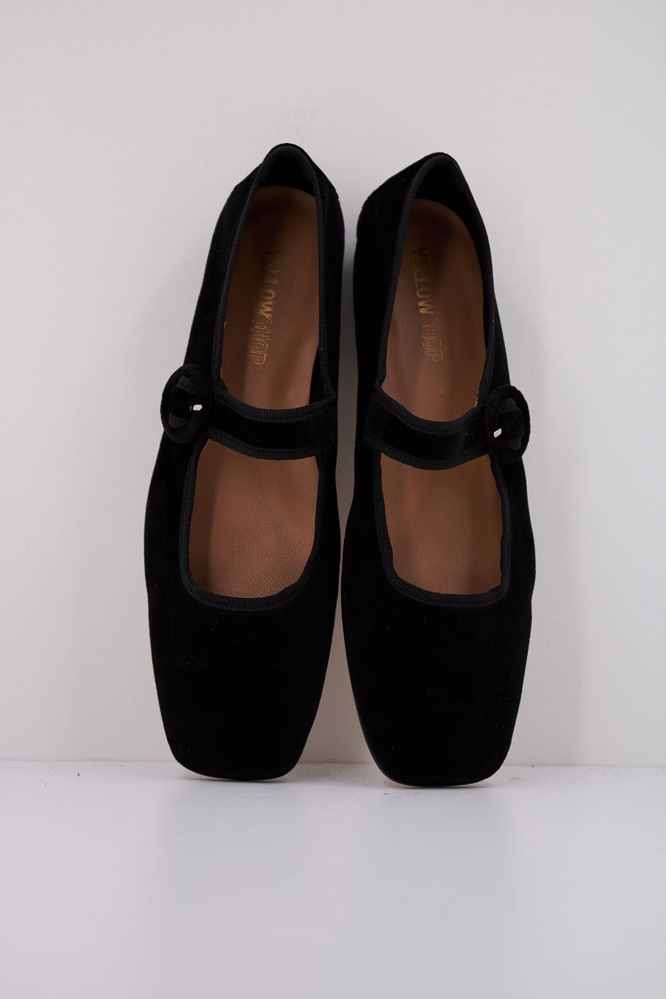 YELLOW RAQUEL en color NEGRO (3)