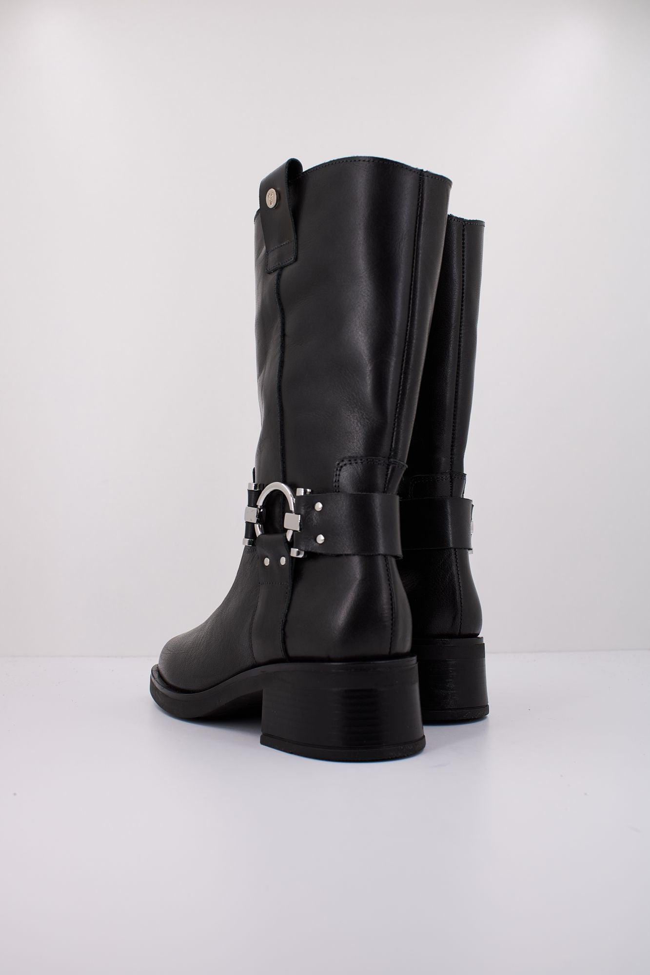 YELLOW  en color NEGRO (4)