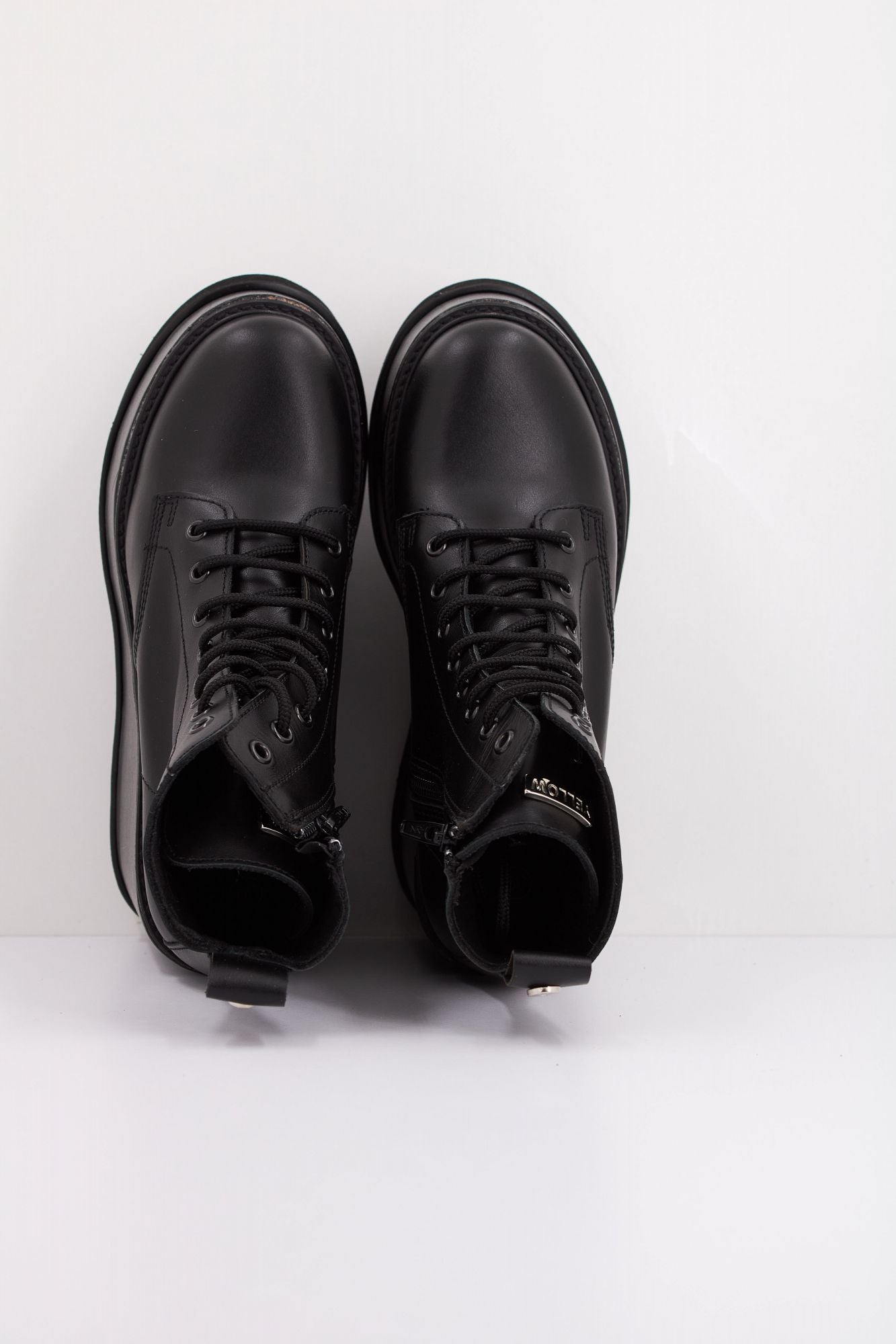 YELLOW SOFIA en color NEGRO (3)