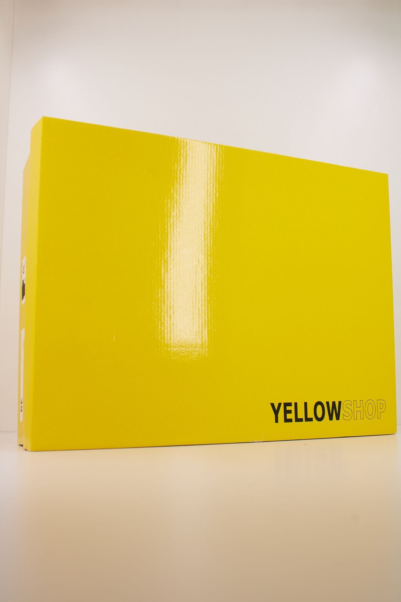 YELLOW ZIGGY en color NEGRO (6)