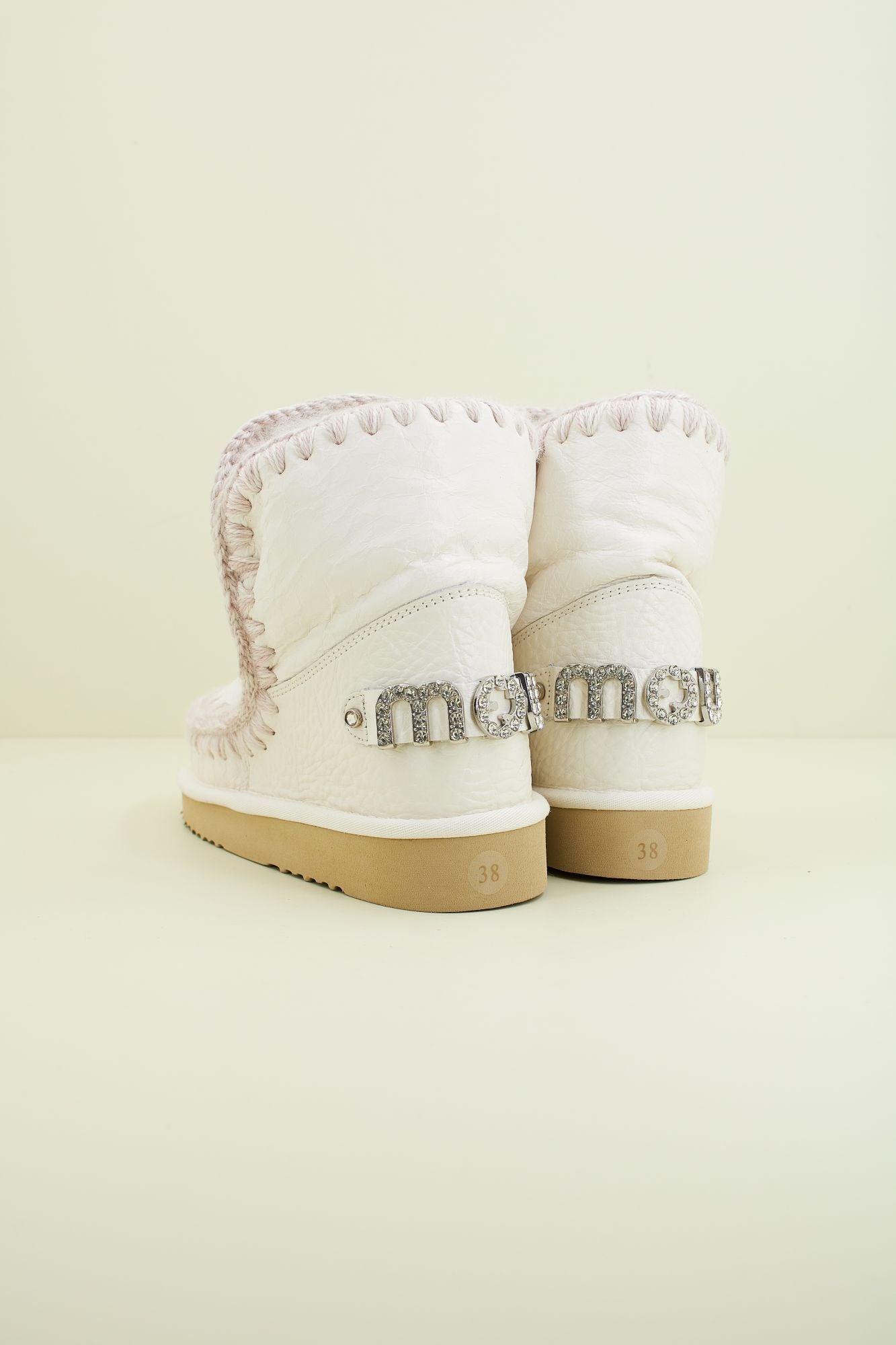 MOU ESKIMO 18 WHITH RHINESTONES LOGO en color BLANCO (3)
