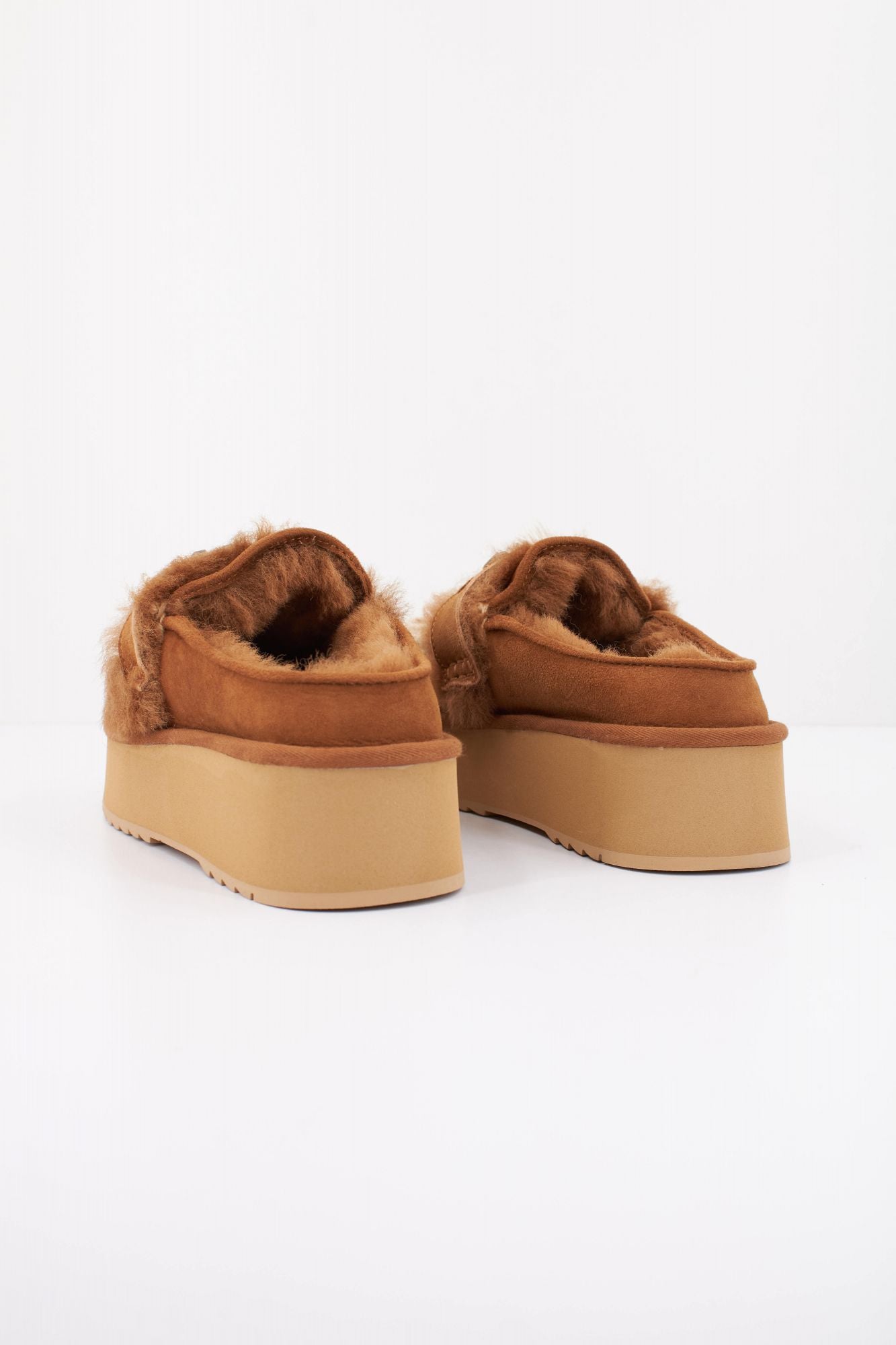 MOU CLOG - LETTER LO en color MARRON (4)