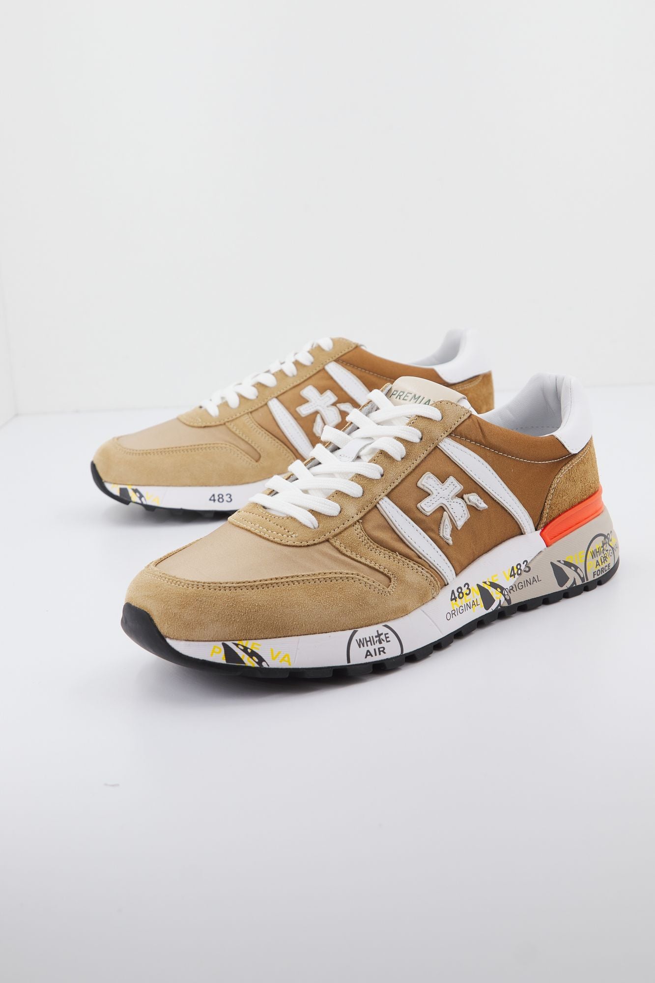 PREMIATA LANDER en color MARRON CLARO (2)