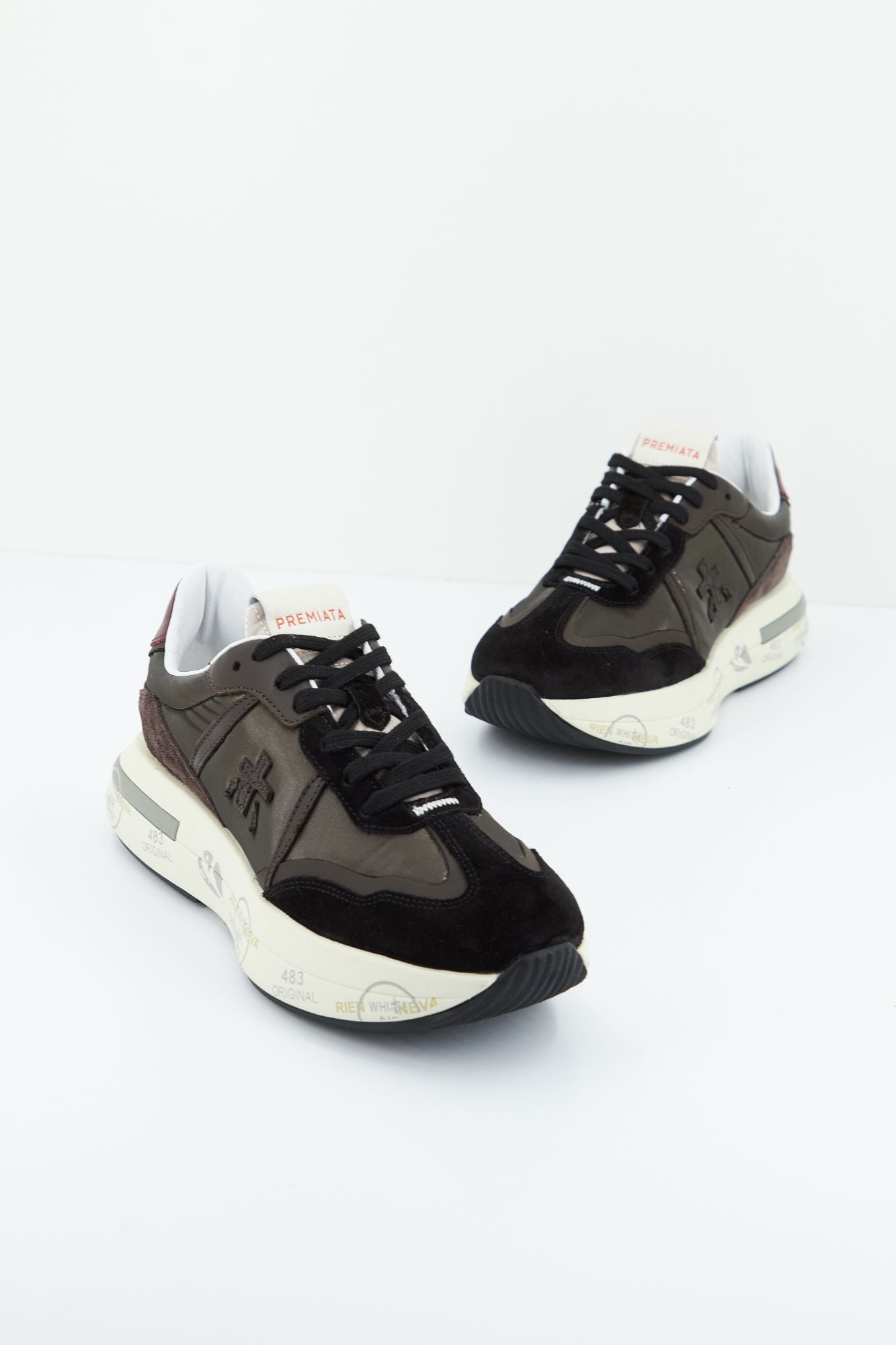 PREMIATA CASSIE  en color MARRON (1)