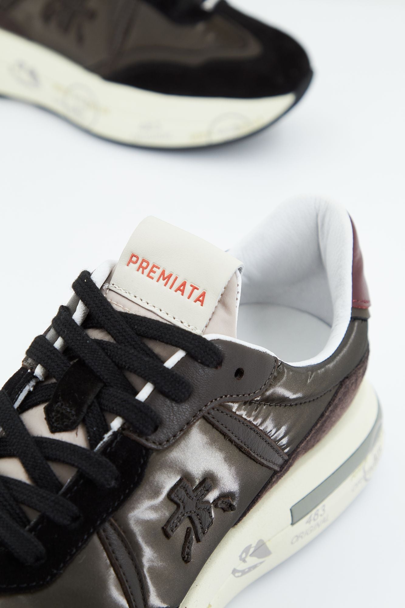 PREMIATA CASSIE  en color MARRON (4)