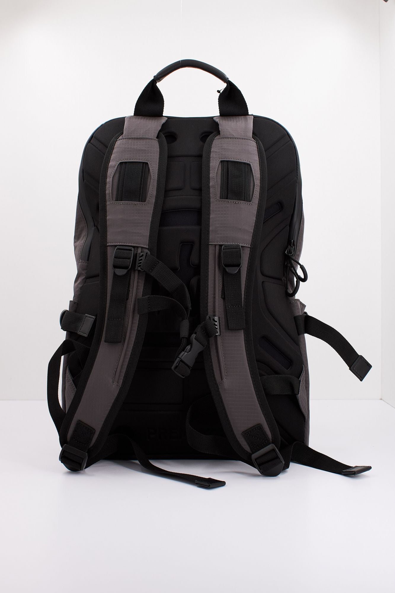 PREMIATA VENTURA 2117 en color GRIS (3)