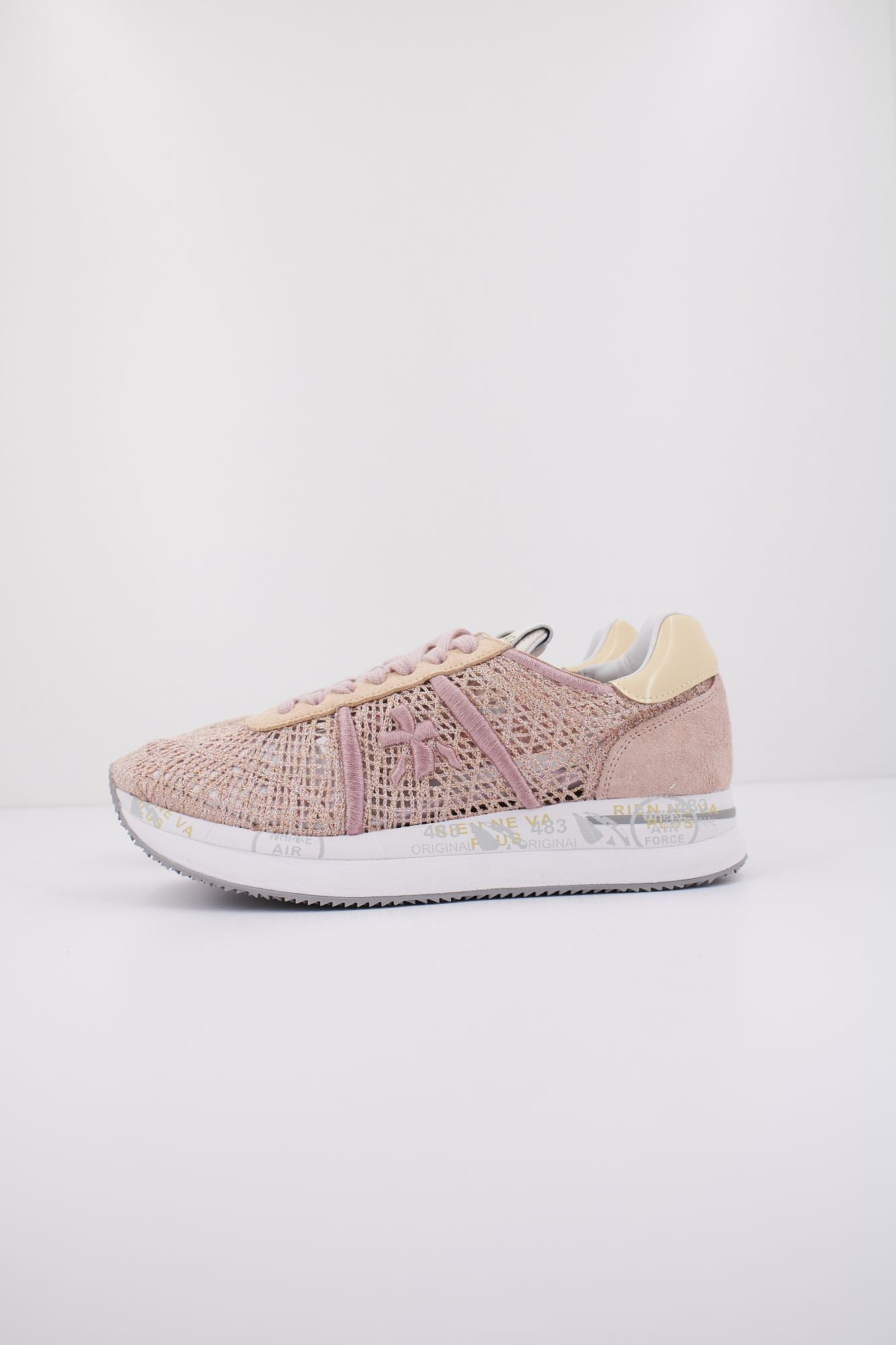 PREMIATA CONNY  en color ROSA (1)