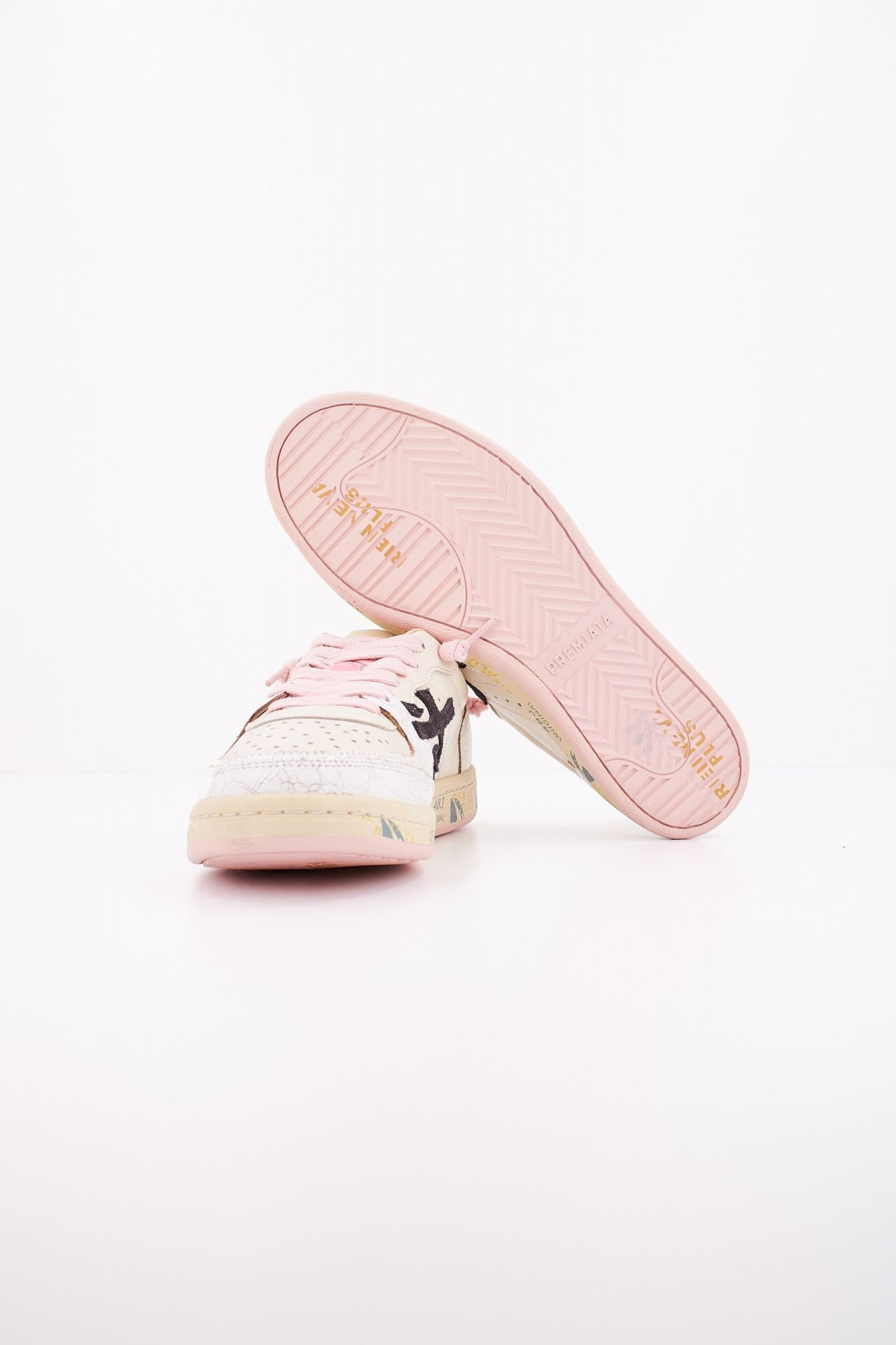 PREMIATA BSKT CLAYD 6783 en color BEIS (4)