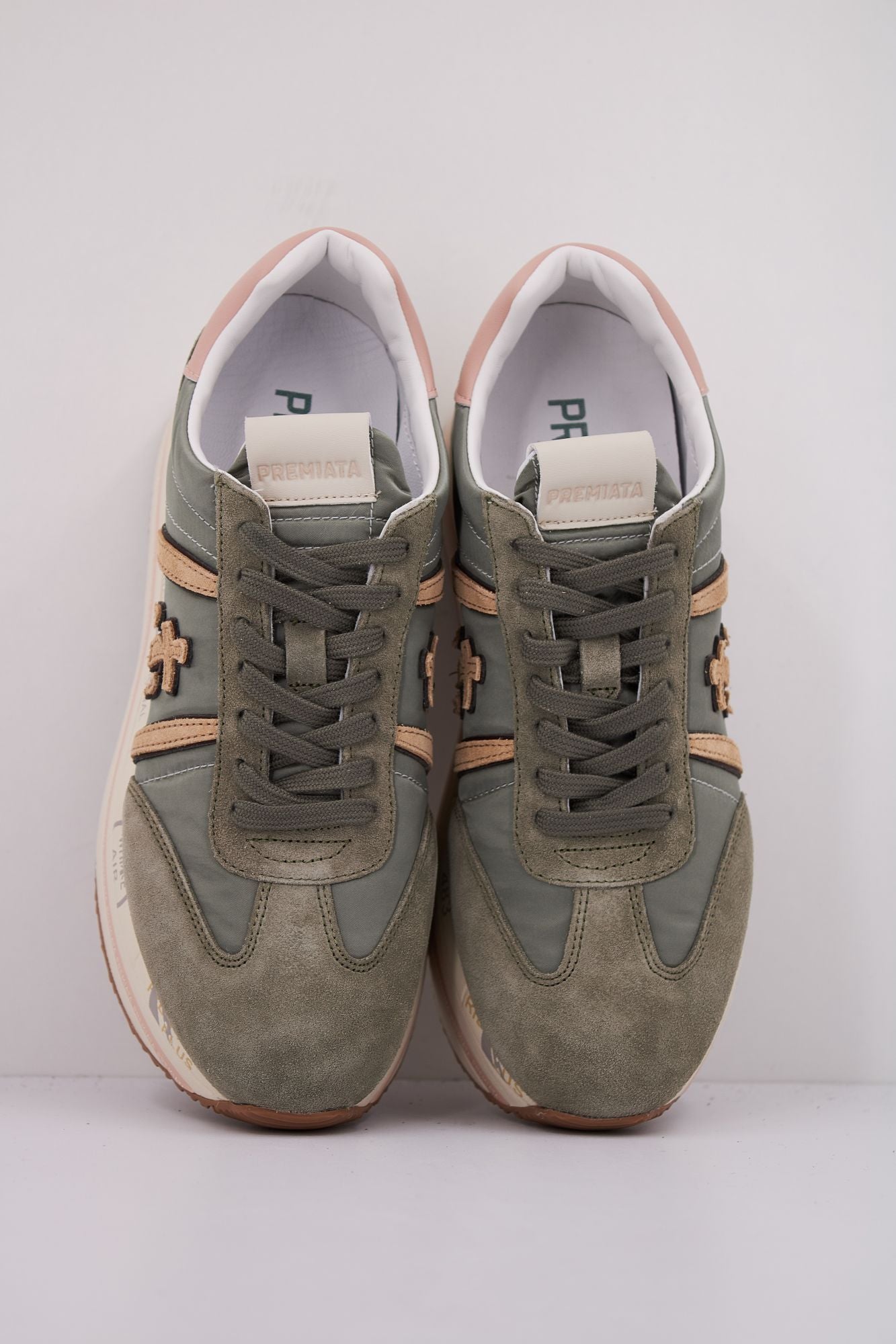 PREMIATA BETH 6956  en color VERDE (3)