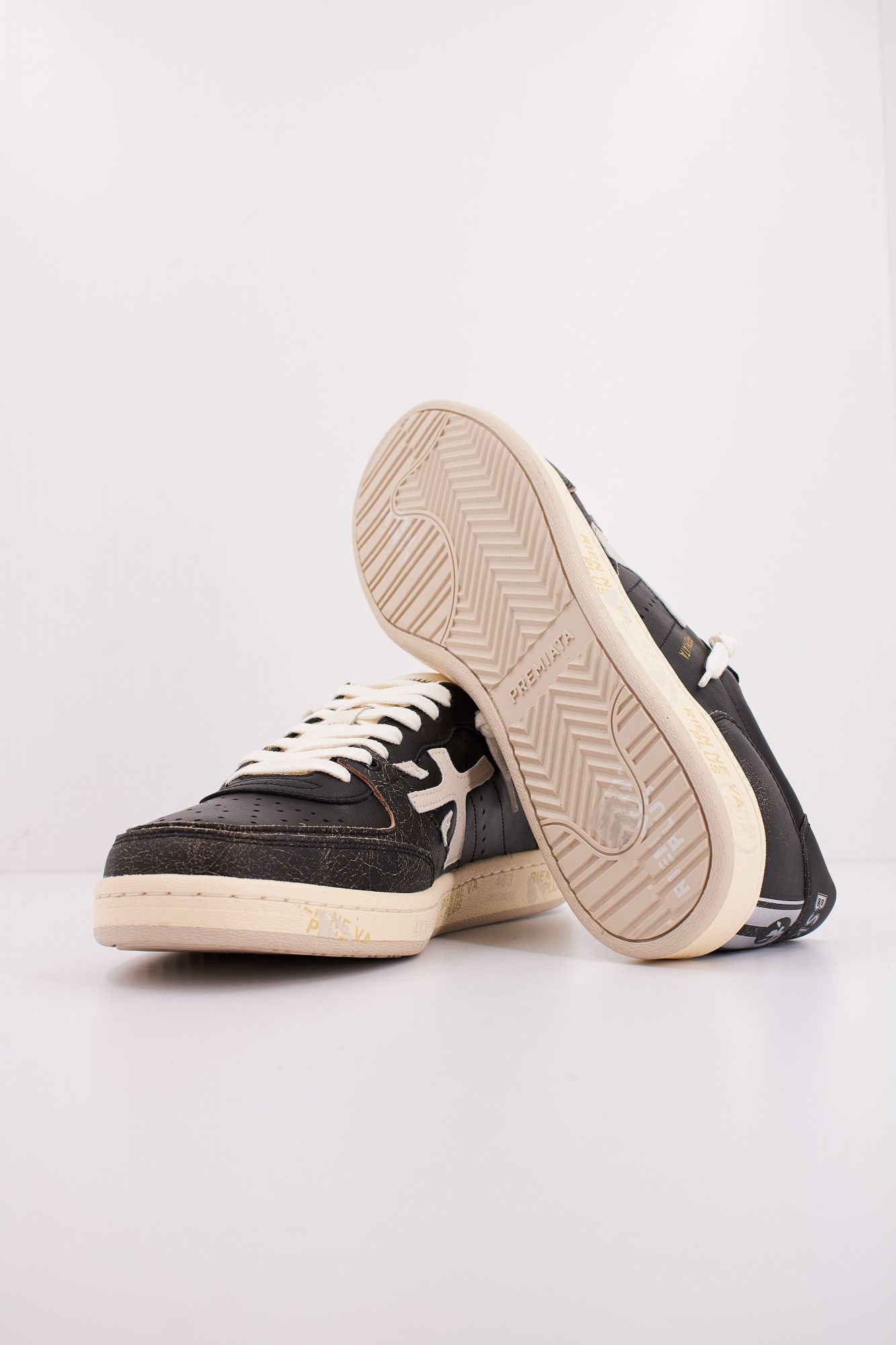 PREMIATA CLAY 7265 en color NEGRO (5)