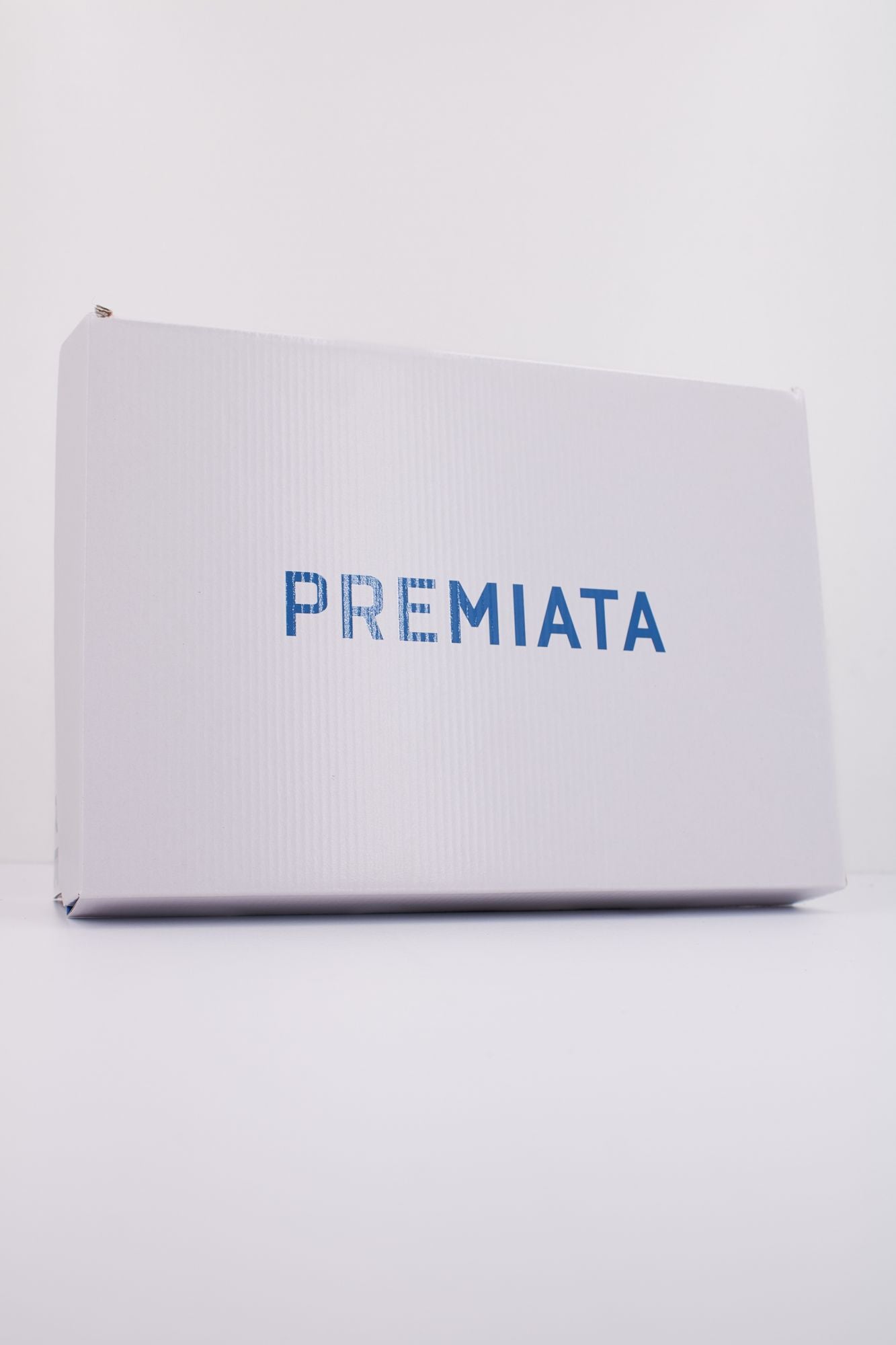 PREMIATA MOERUND 7466 en color BEIS (6)