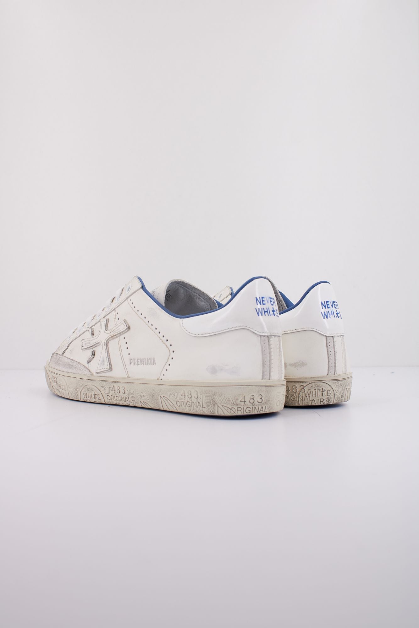 PREMIATA STEVEN en color BLANCO (4)