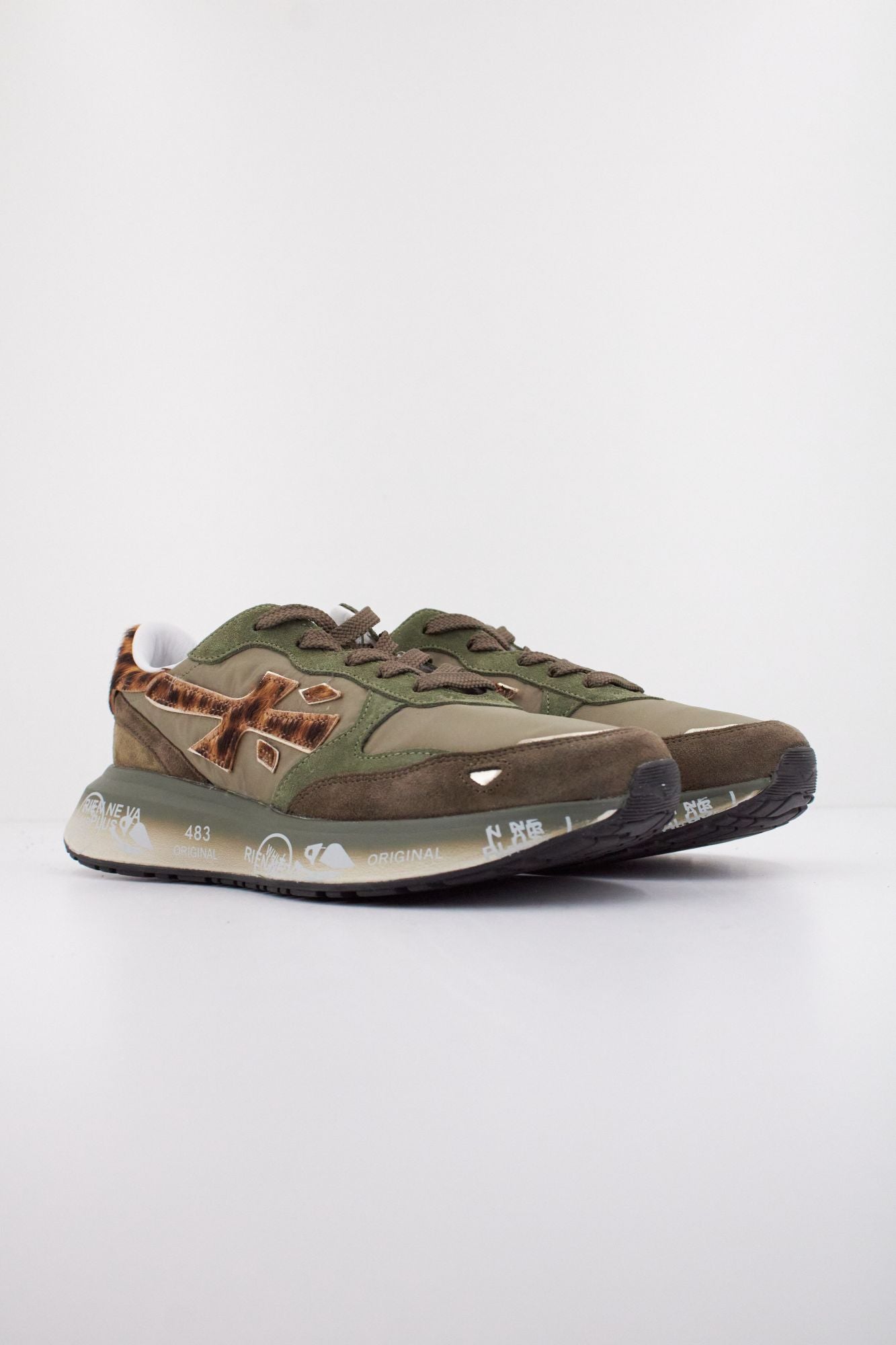 PREMIATA LAURYN 7790 en color VERDE (2)