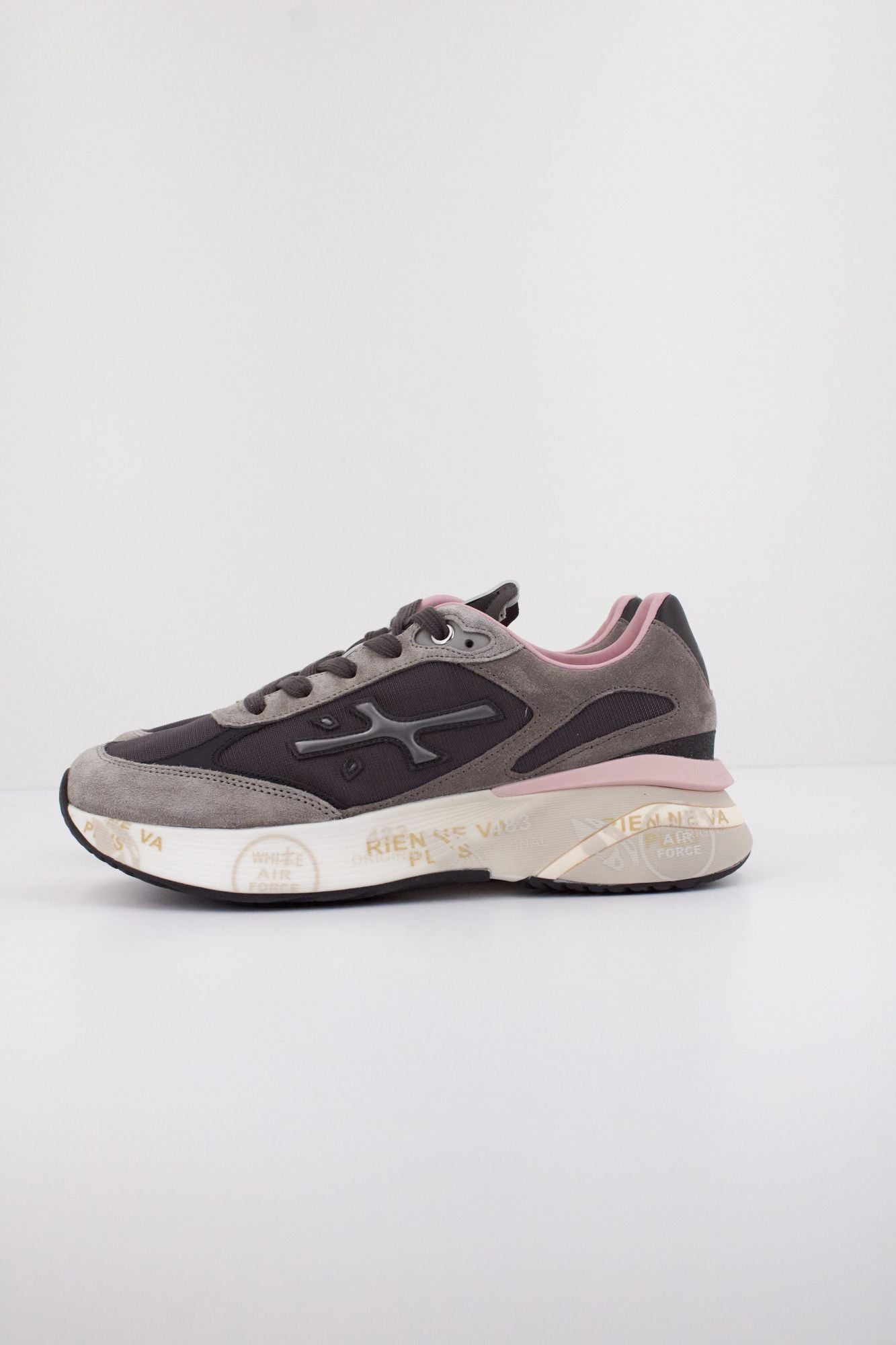 PREMIATA MOERUND en color GRIS (1)