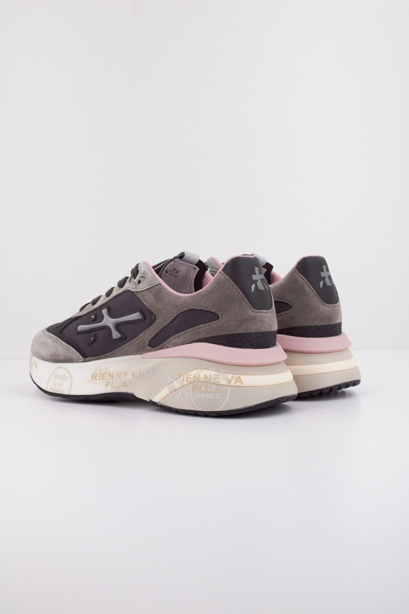 PREMIATA MOERUND en color GRIS (4)