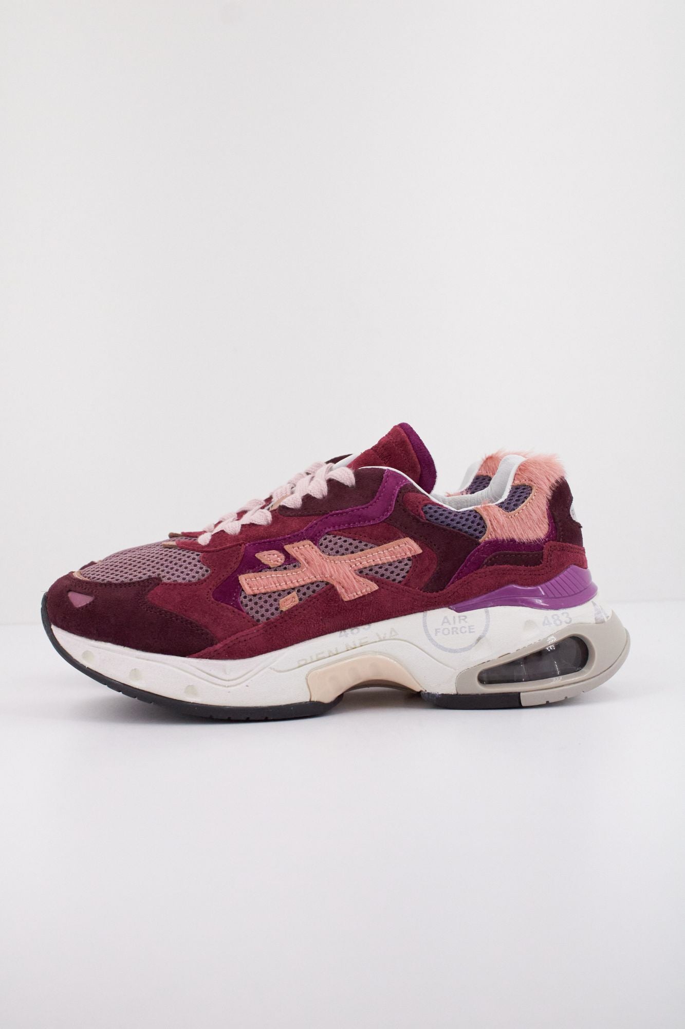 PREMIATA SHARKYD en color ROSA (1)