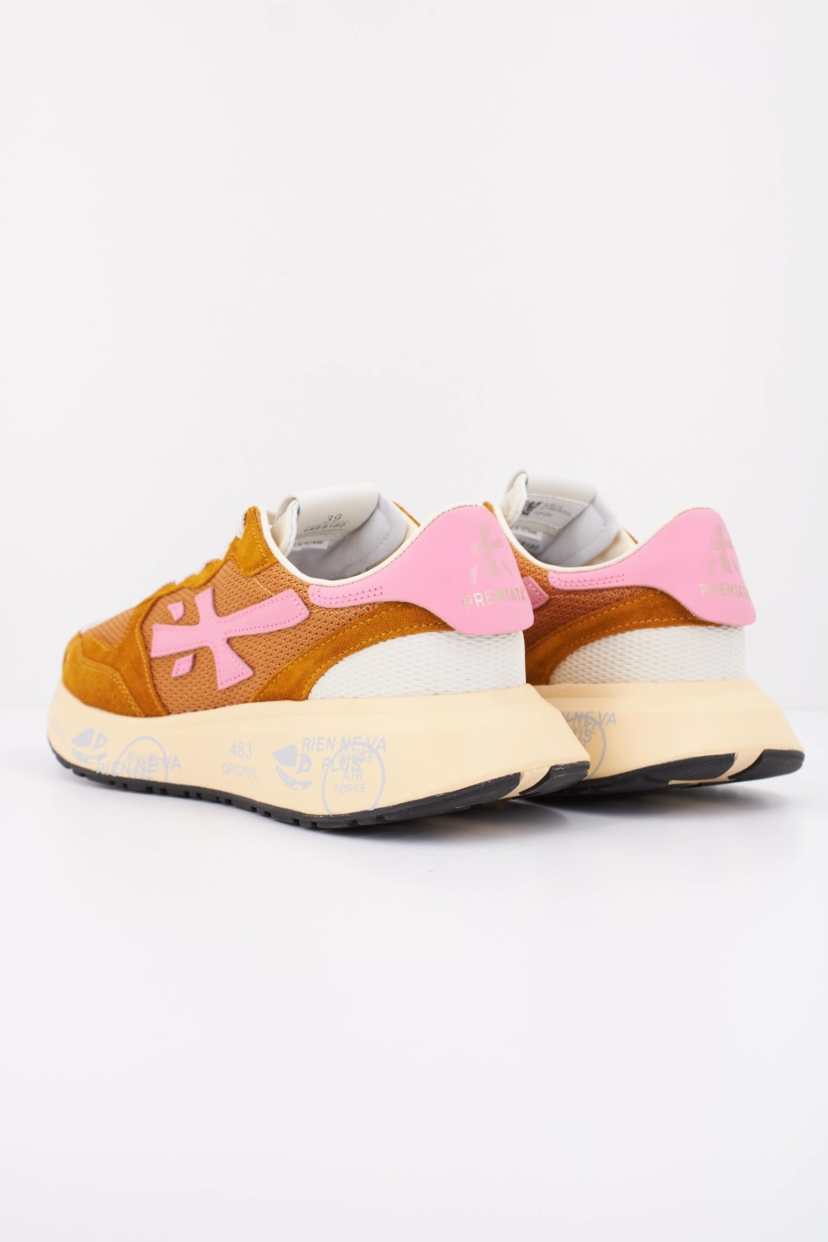 PREMIATA LAURYN  en color AMARILLO (4)