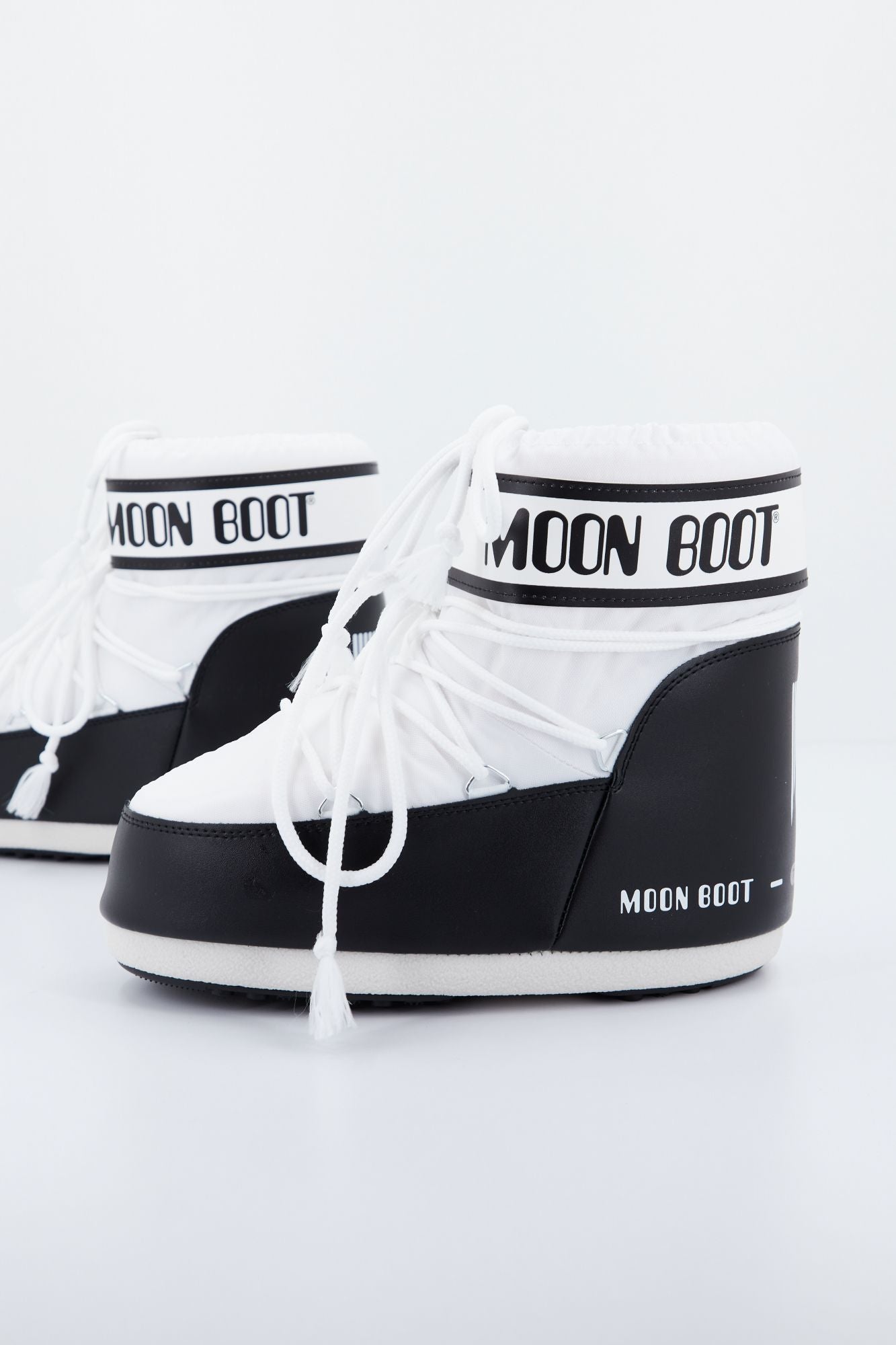 MOON BOOT 14093400 002 en color BLANCO (1)
