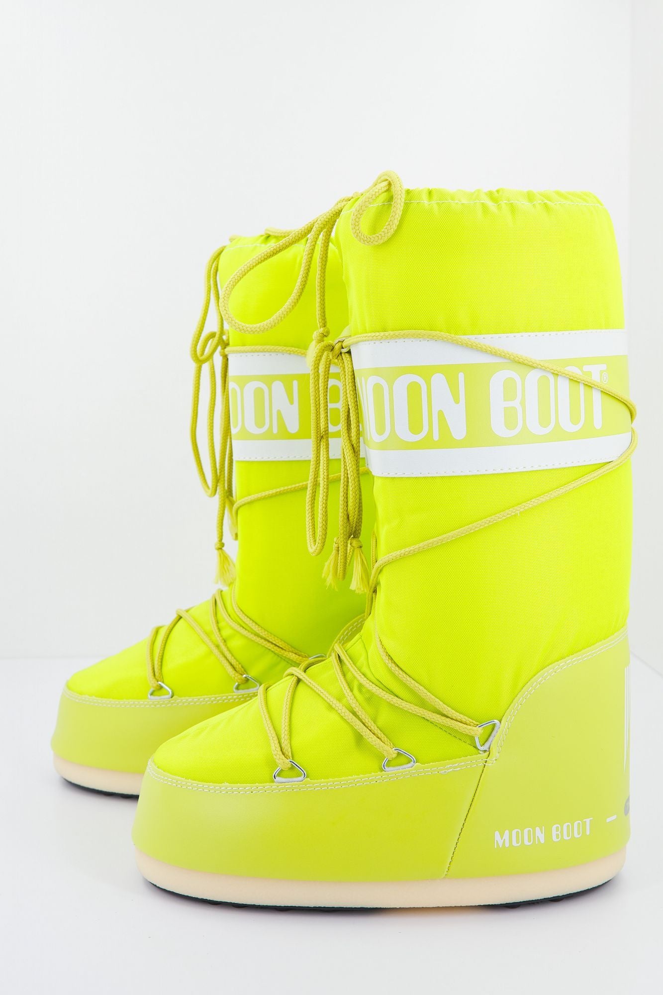 MOON BOOT 14004400 070 en color VERDE (4)