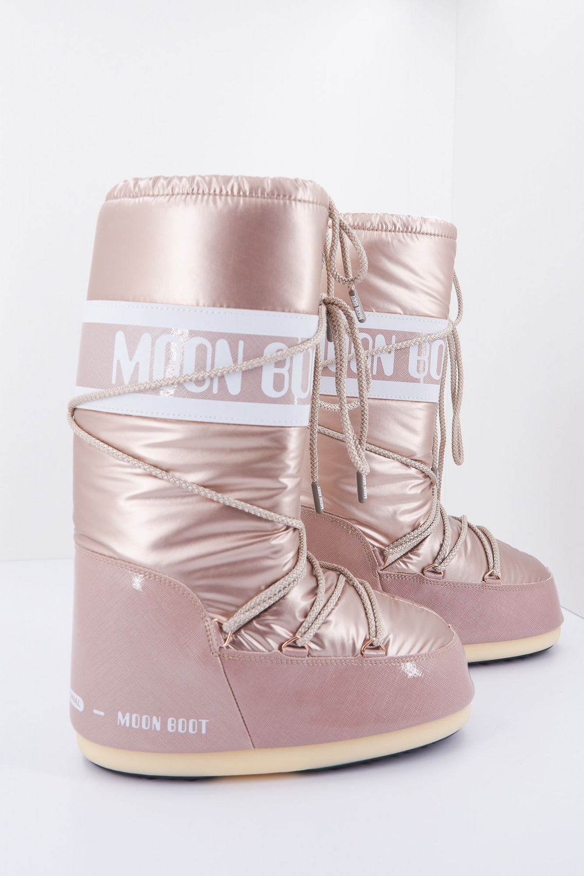 MOON BOOT CLASSIC PILL 14027100 004 en color ROSA (2)