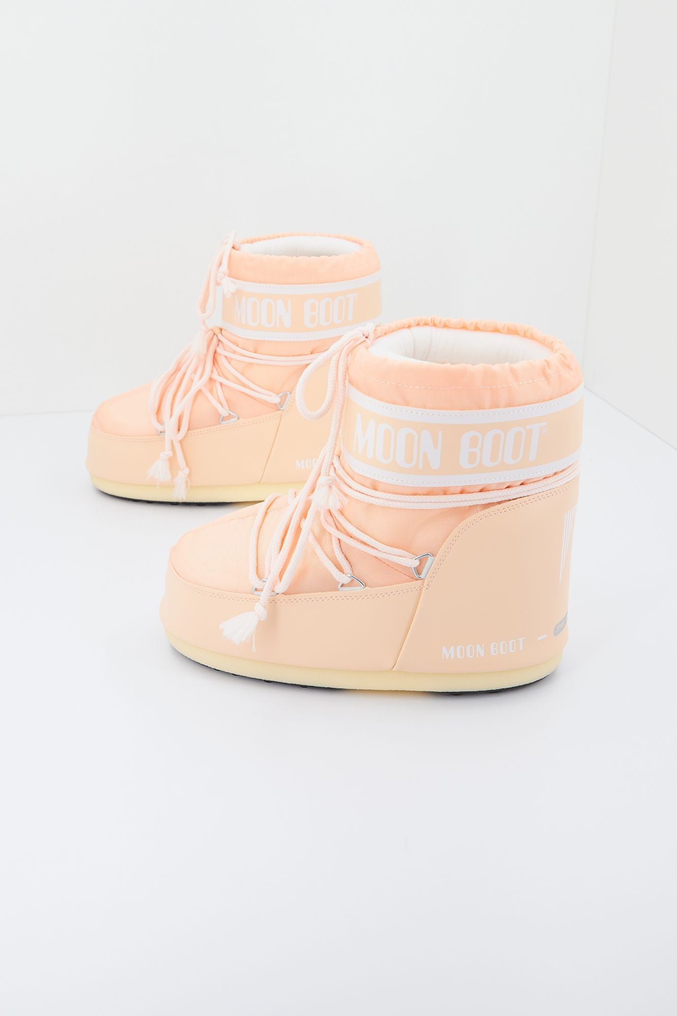 MOON BOOT  MOON BOOT ICON LOW NYL en color ROSA (2)