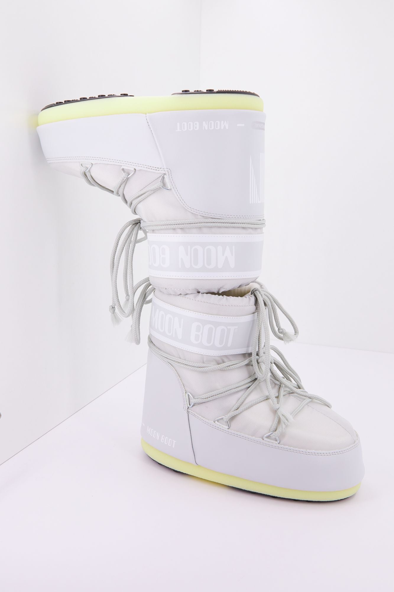 MOON BOOT  MOON BOOT ICON LOW NYL en color GRIS (3)