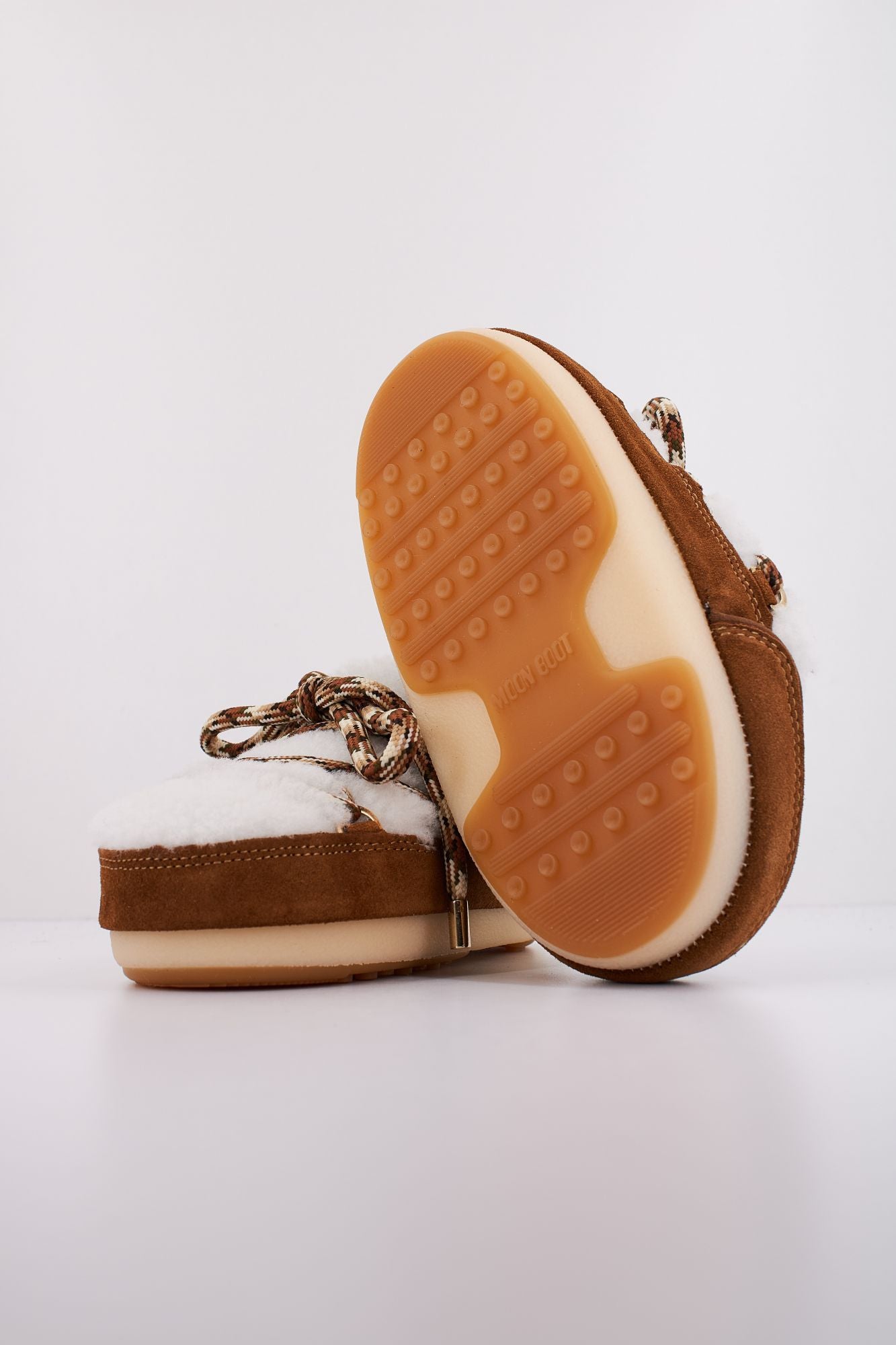 MOON BOOT  MULES SHEARL en color MARRON (5)