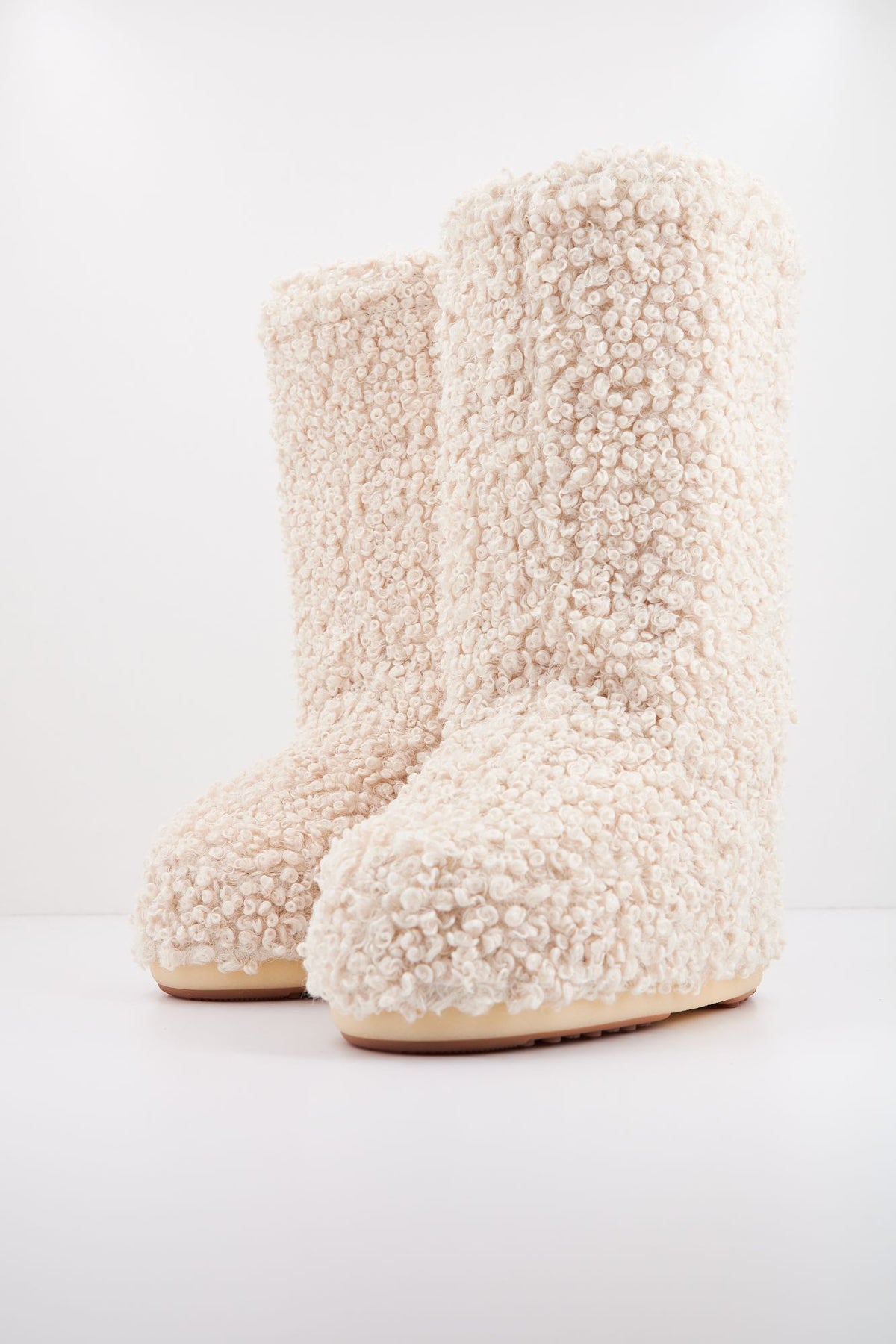 MOON BOOT ICON FAUX CURLY 14028700 002 en color BLANCO (2)
