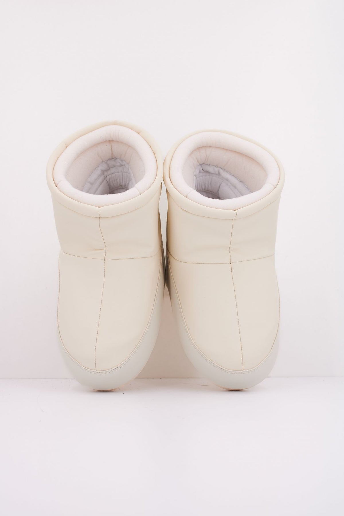 MOON BOOT ICON LOW NOLACE RUBBER 14094100 002 en color BLANCO (3)