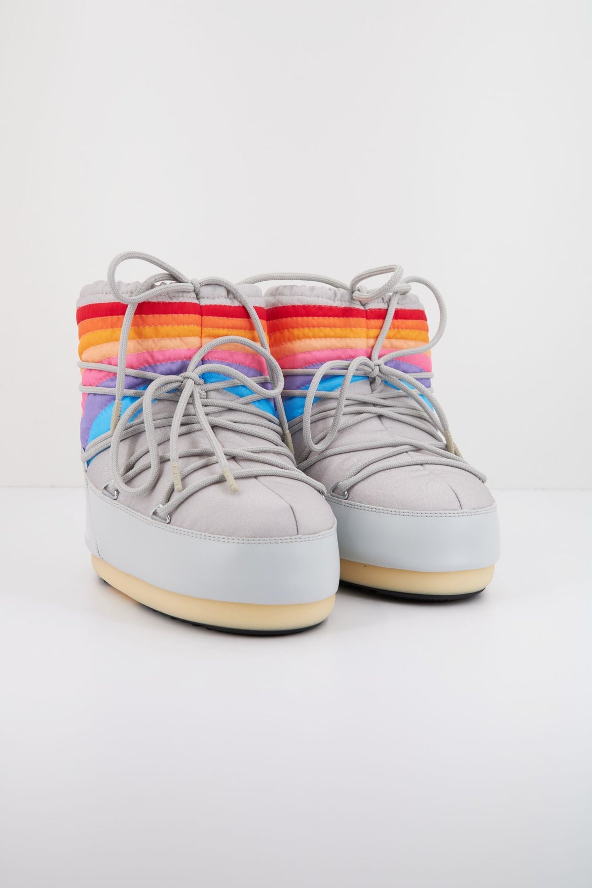 MOON BOOT ICON LOW RAINBOW 14094300 001 en color GRIS (2)