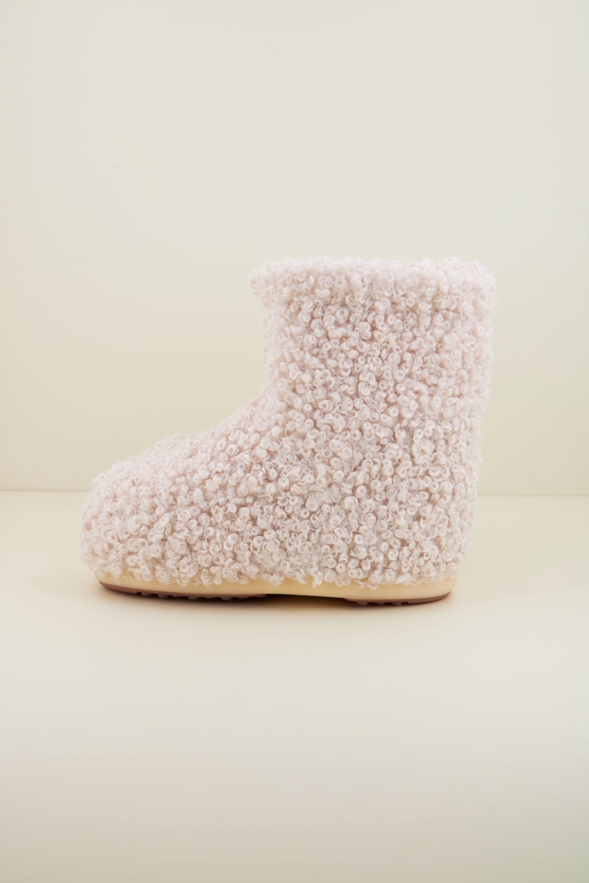 MOON BOOT ICON LOW FAUX CURLY 14094500 002 en color BLANCO (1)