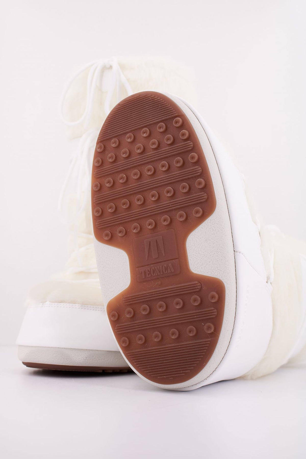MOON BOOT ICON FAUX FUR 14089000 002 en color BLANCO (5)