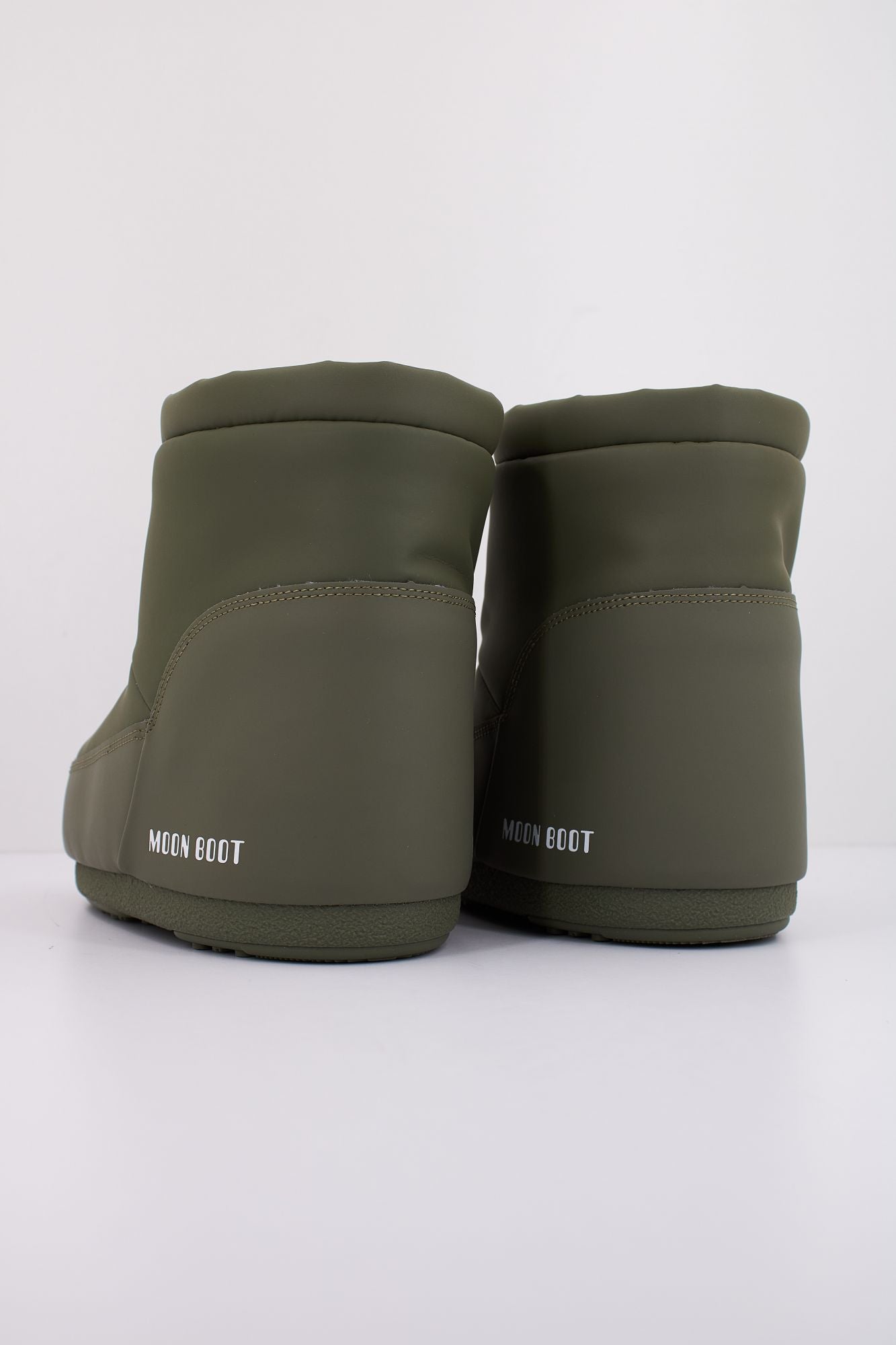 MOON BOOT MB ICON LOW NOLAC en color VERDE (4)