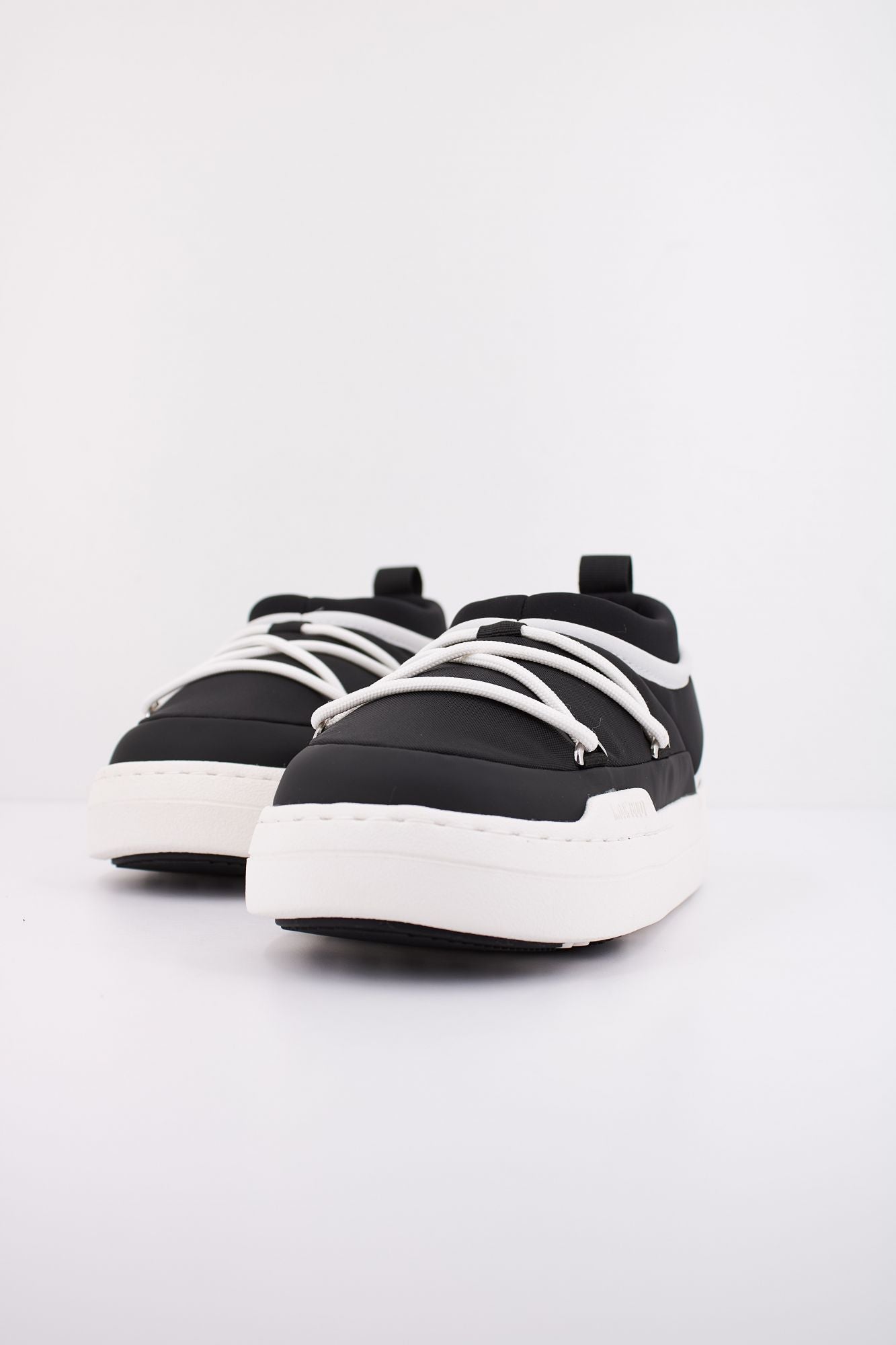 MOON BOOT MB PARK ICON en color NEGRO (2)