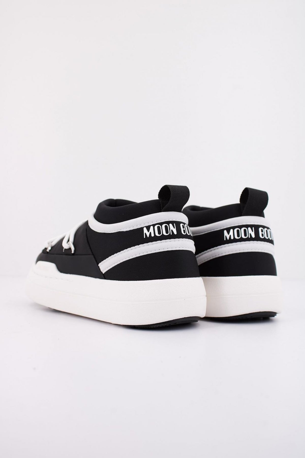 MOON BOOT MB JR PARK ICON en color NEGRO (4)