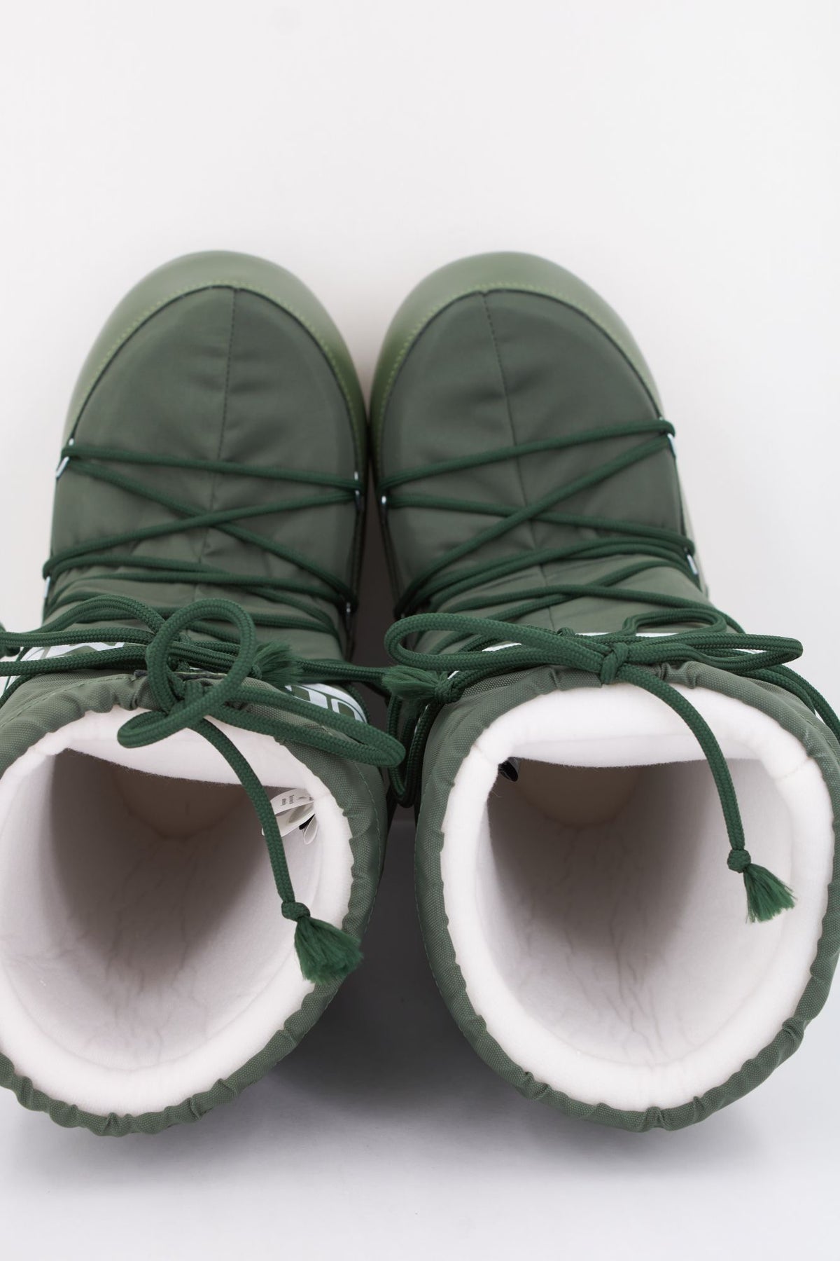 MOON BOOT ICON NYLON 14004400 016 en color VERDE (3)