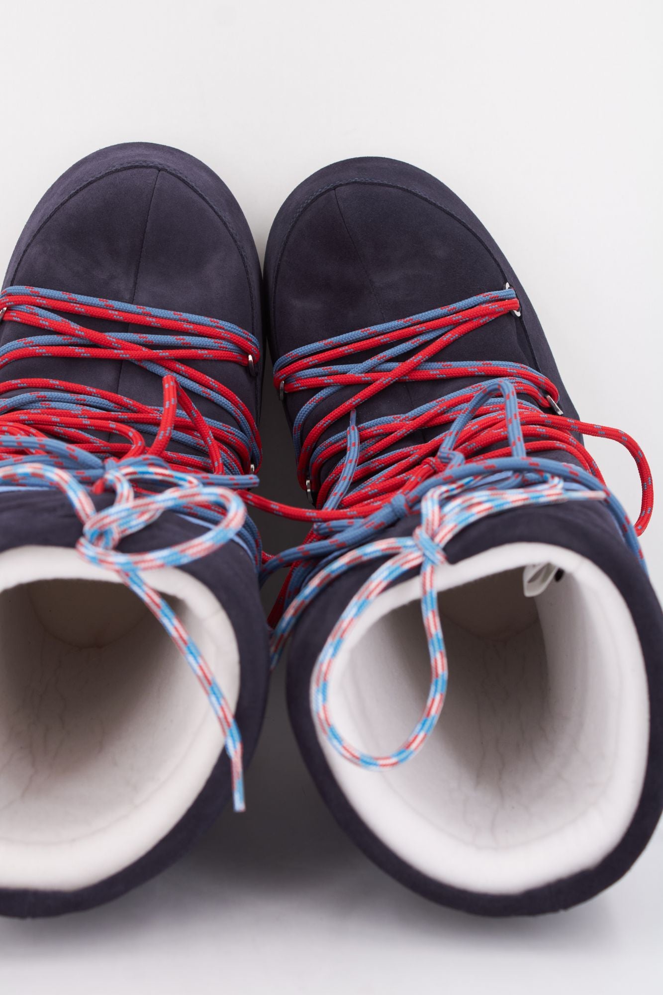 MOON BOOT  MB ICON SUEDE LACES  en color AZUL (3)