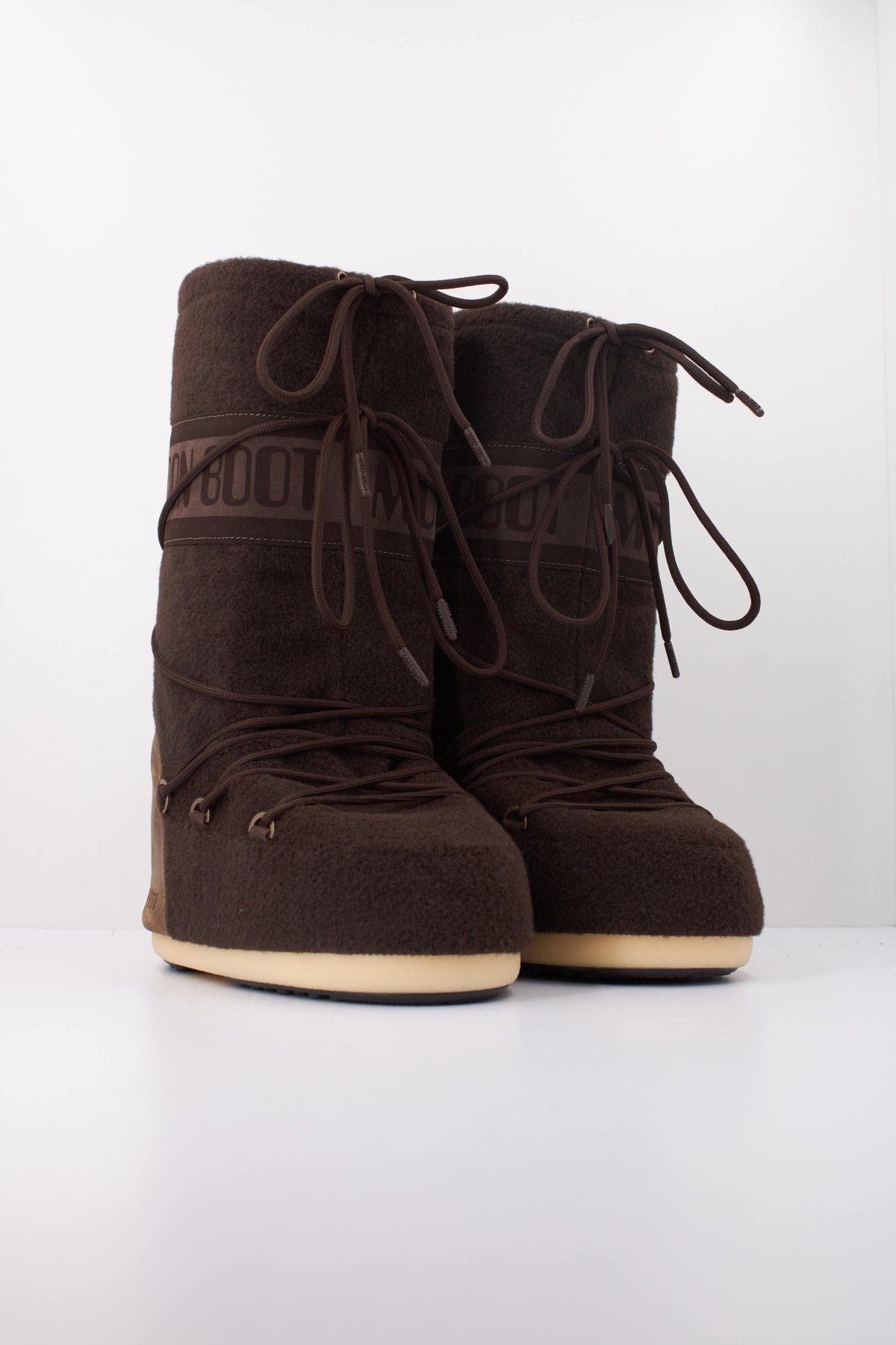 MOON BOOT MB ICON NUBUCK FELT en color MARRON (2)