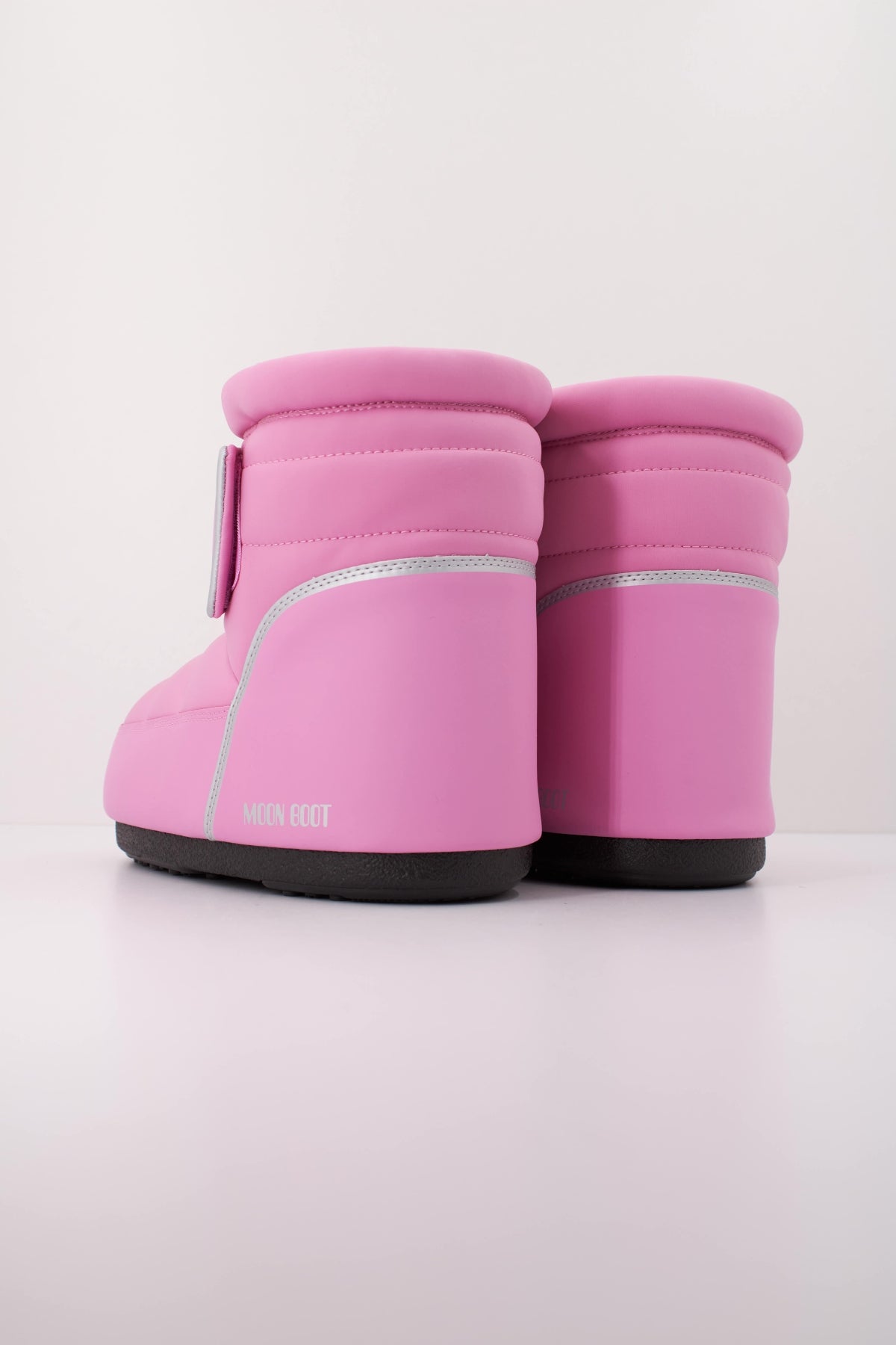 MOON BOOT ICON STRAP 14099400 001 en color ROSA (4)