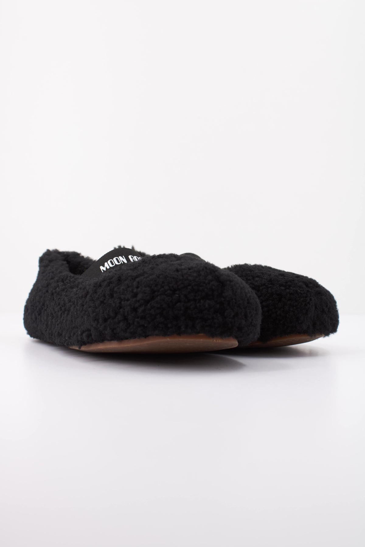 MOON BOOT MB SHEARLING BALLERINA en color NEGRO (2)