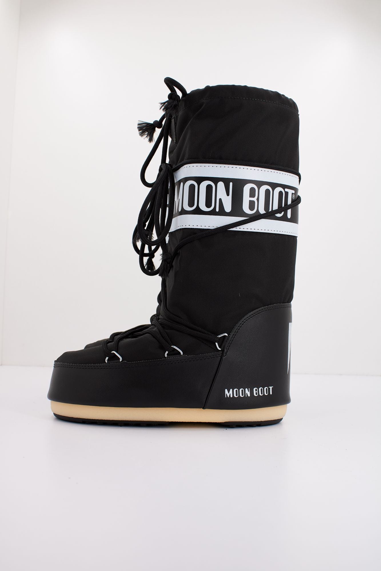MOON BOOT MB ICON NYLON en color NEGRO (1)