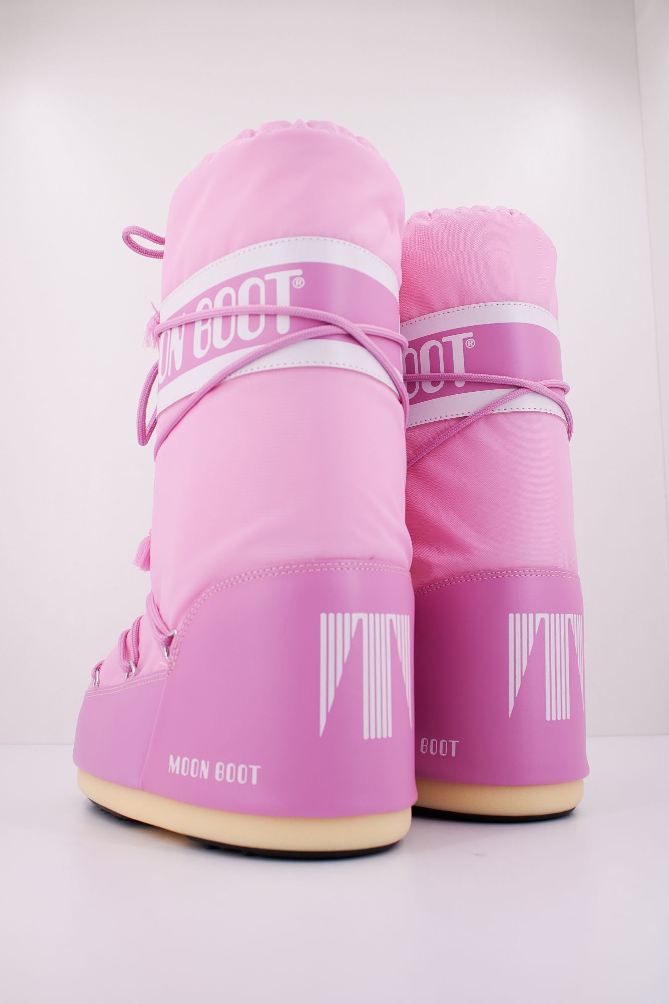 MOON BOOT MB ICON NYLON en color ROSA (4)