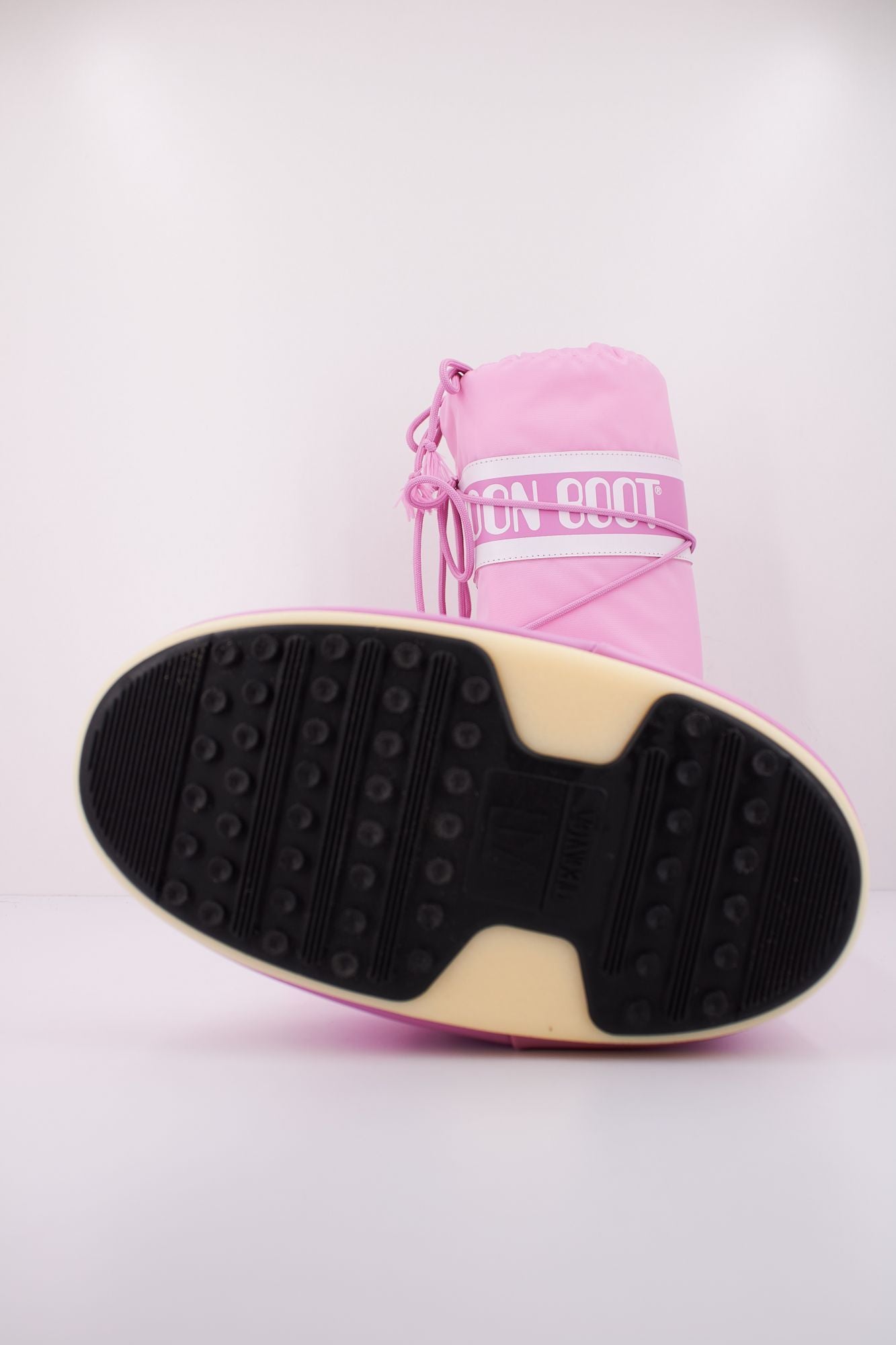 MOON BOOT MB ICON NYLON en color ROSA (5)