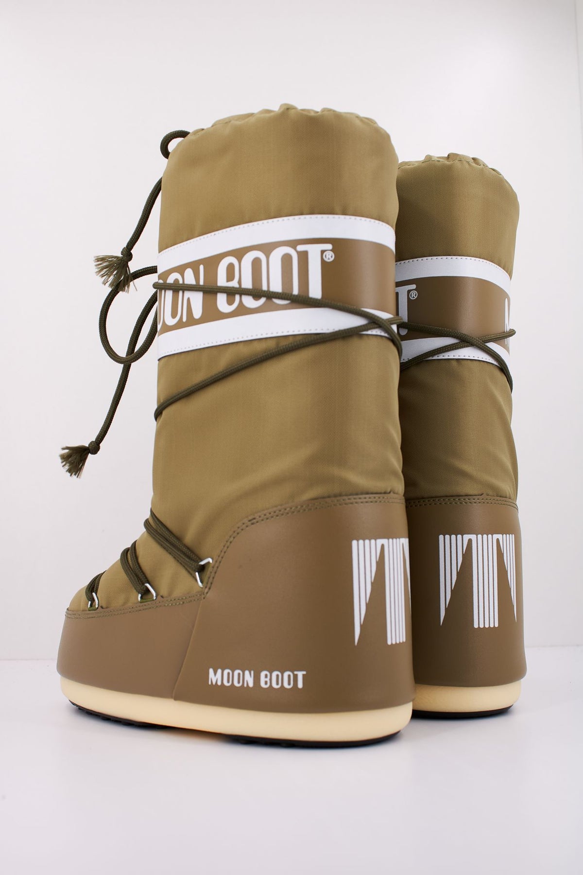 MOON BOOT ICON NYLON 14004400 006 en color VERDE (4)
