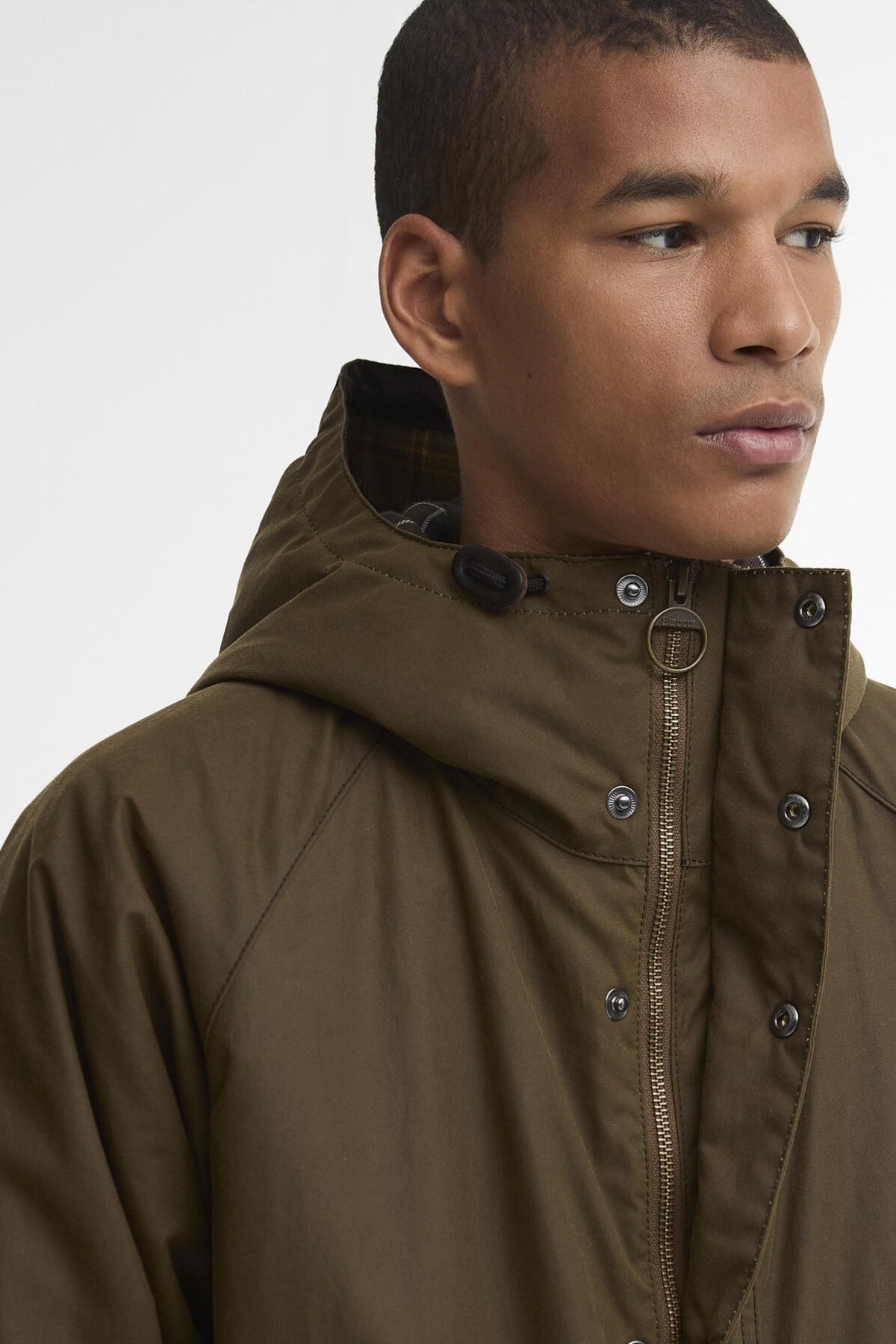 BARBOUR BEDALE WAXED PARKA MWX2494BR71 en color VERDE (3)