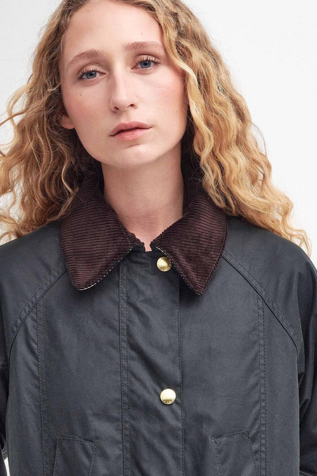 BARBOUR MODERN BEADNELL WAX LWX1402SG51 en color AZUL (3)