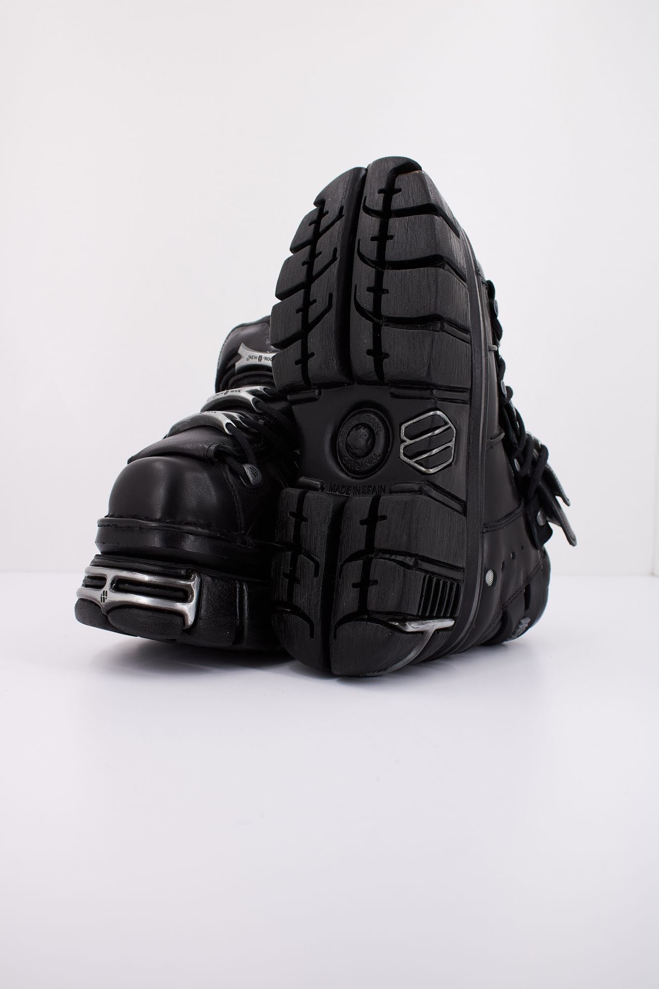 NEW ROCK M106 S112 en color NEGRO (5)